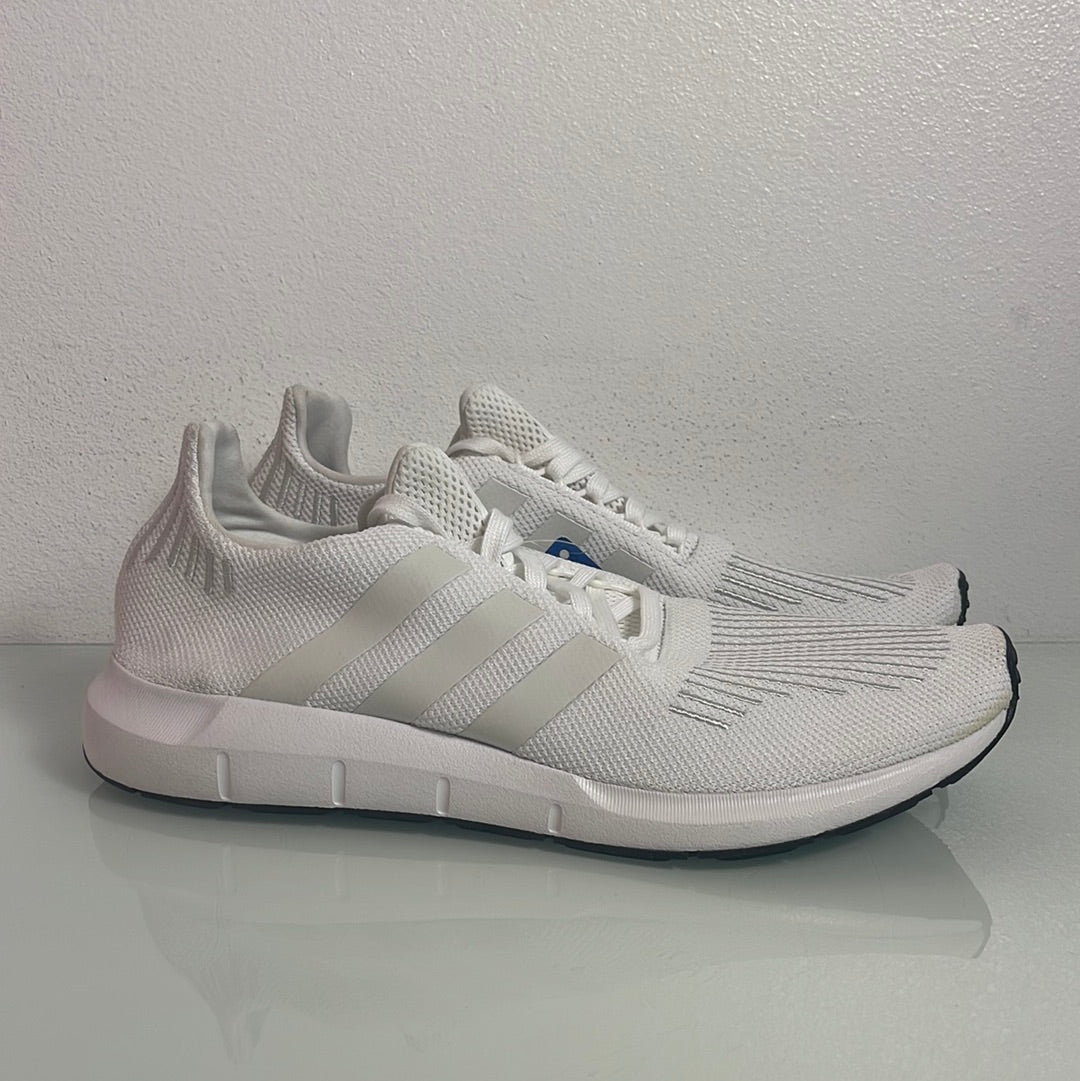 Adidas Originals Swift Run Men "White" MISMATE Men's L:12 R:13-CG4112