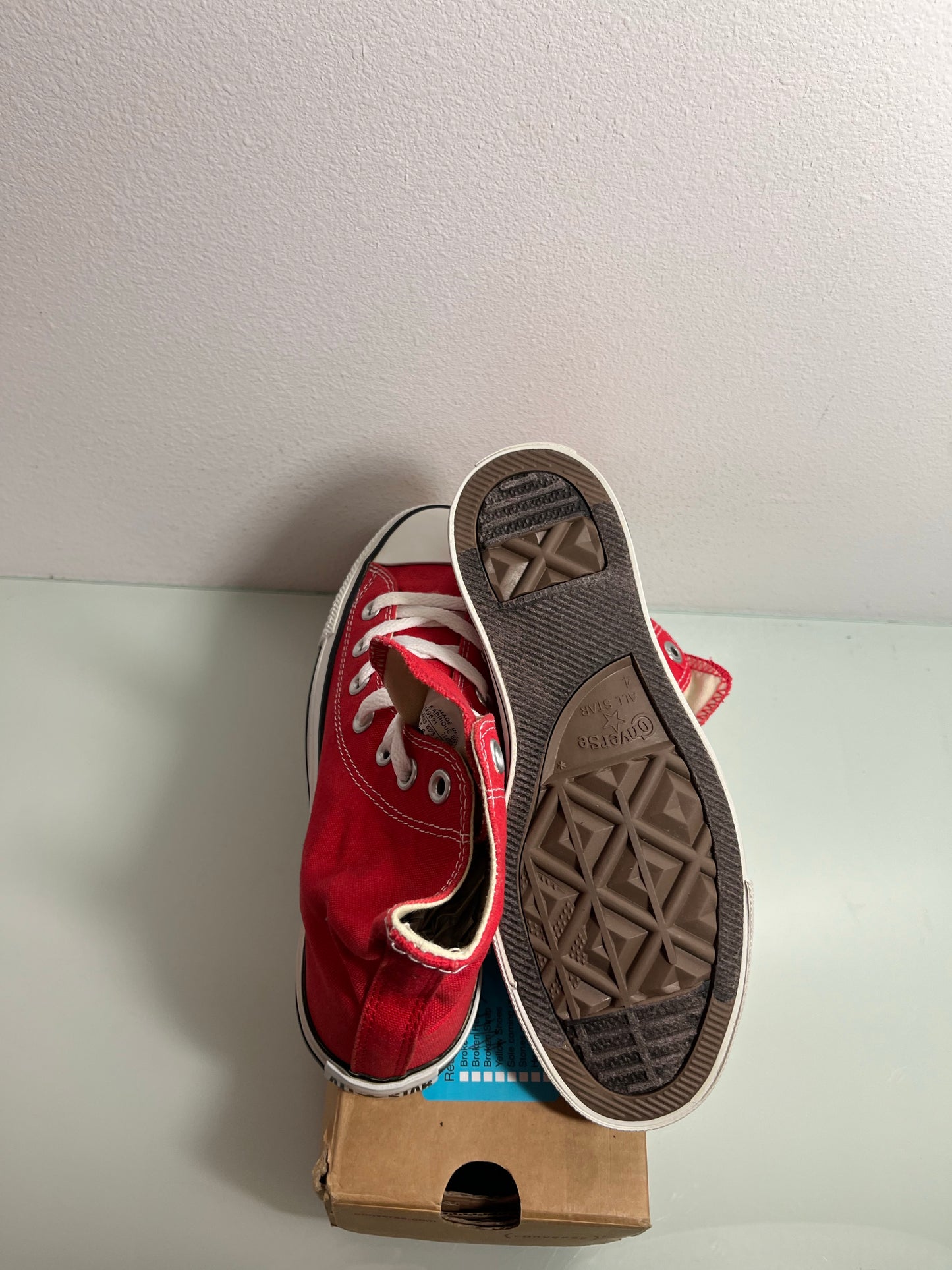 Converse Chuck Taylor All Star High "Red" Men's 4.5 Women's 6.5-M9621