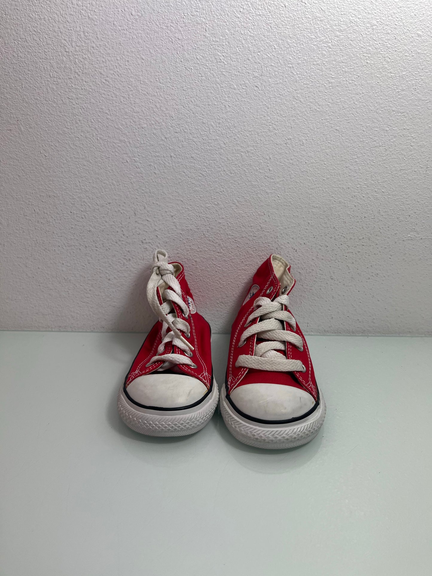 Converse Chuck Taylor All Star "Red" MISMATE Infant's L:9 R:8- 7J232
