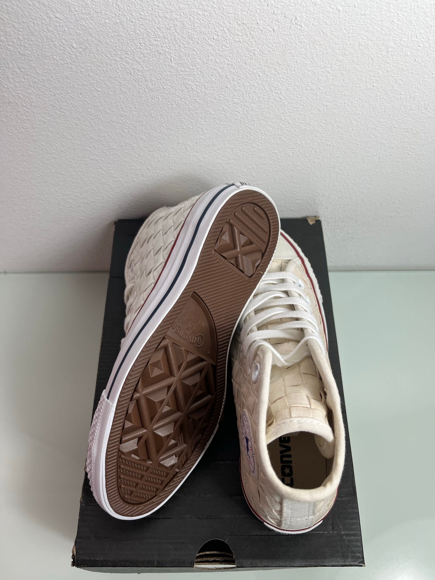 Converse Chuck Taylor Woven "White" Men's 3 Women's 5-151231C