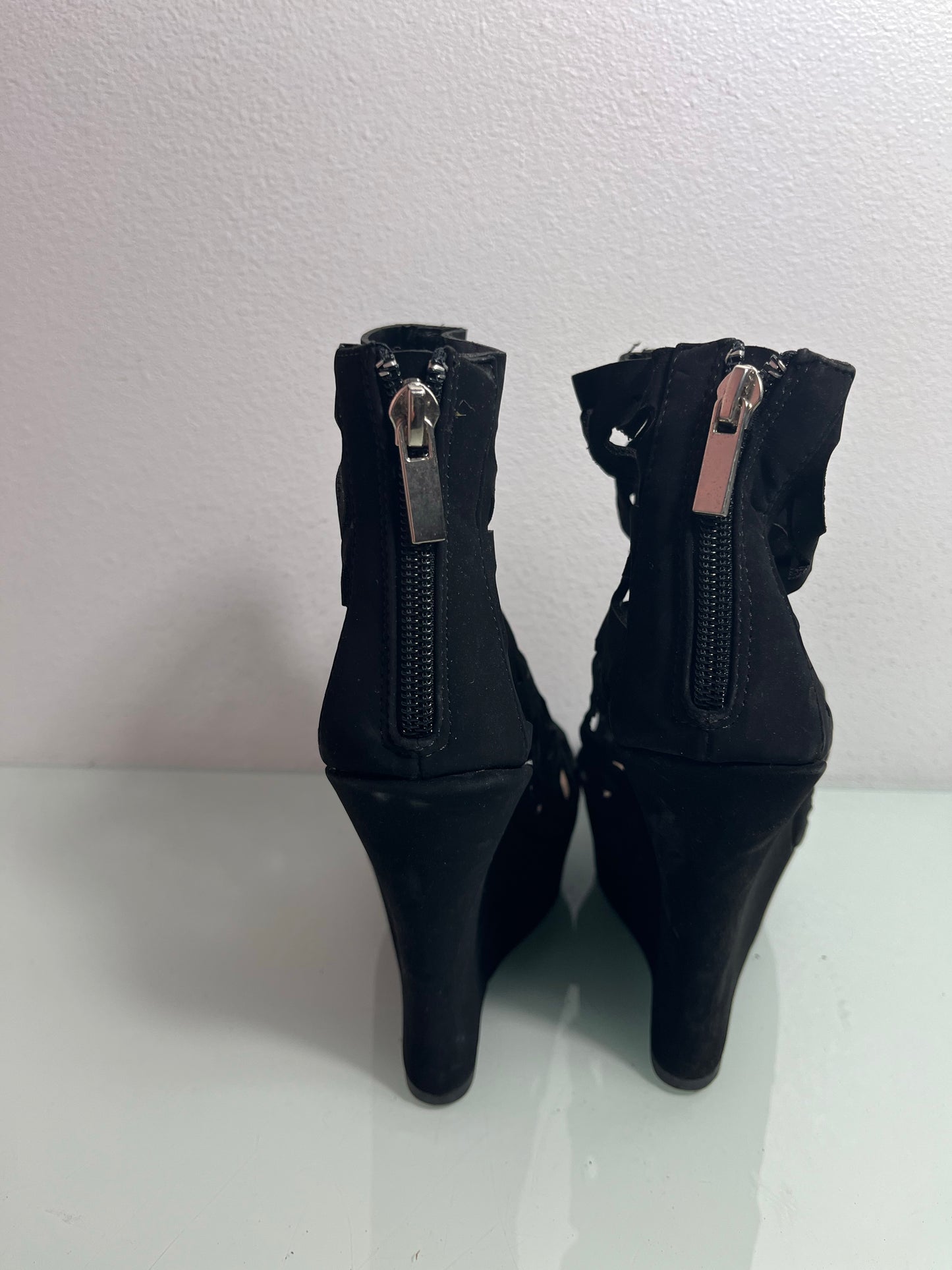 Bamboo Heels "Black" Women's 8- Dreamer 39