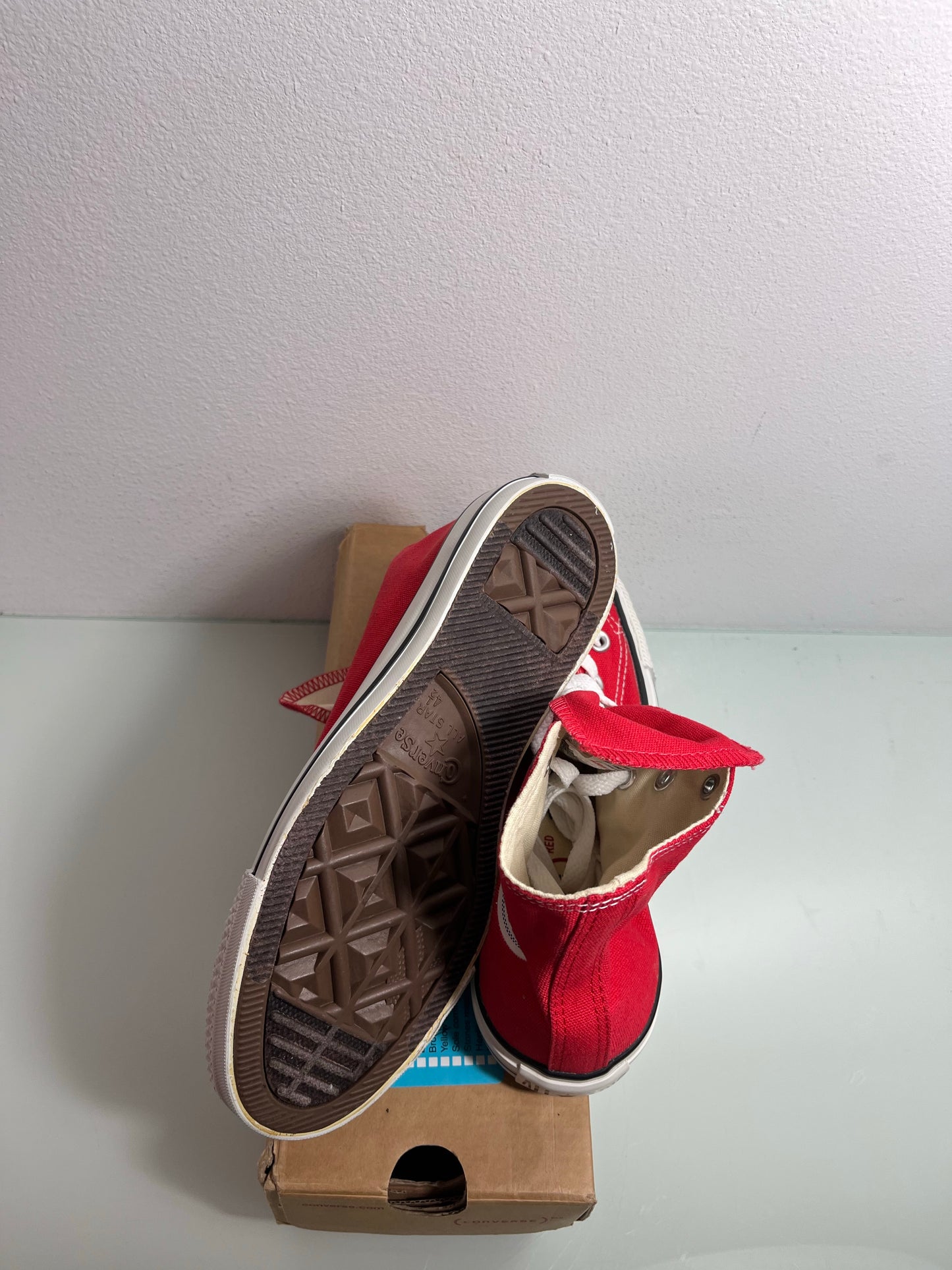 Converse Chuck Taylor All Star High "Red" Men's 4.5 Women's 6.5-M9621