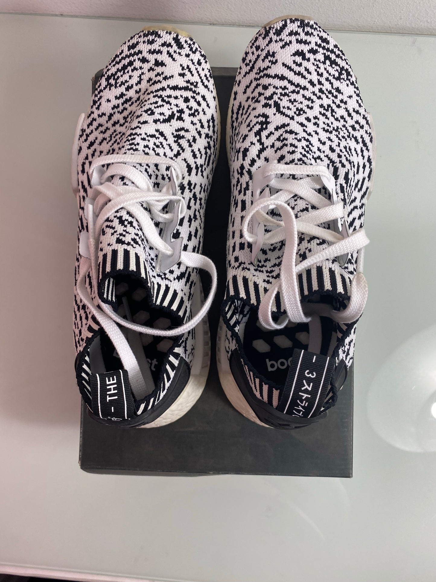 Adidas NMD_R1 PK "Black/White" Men's MIMATCH L: 8.5 R: 9 - BZ0219