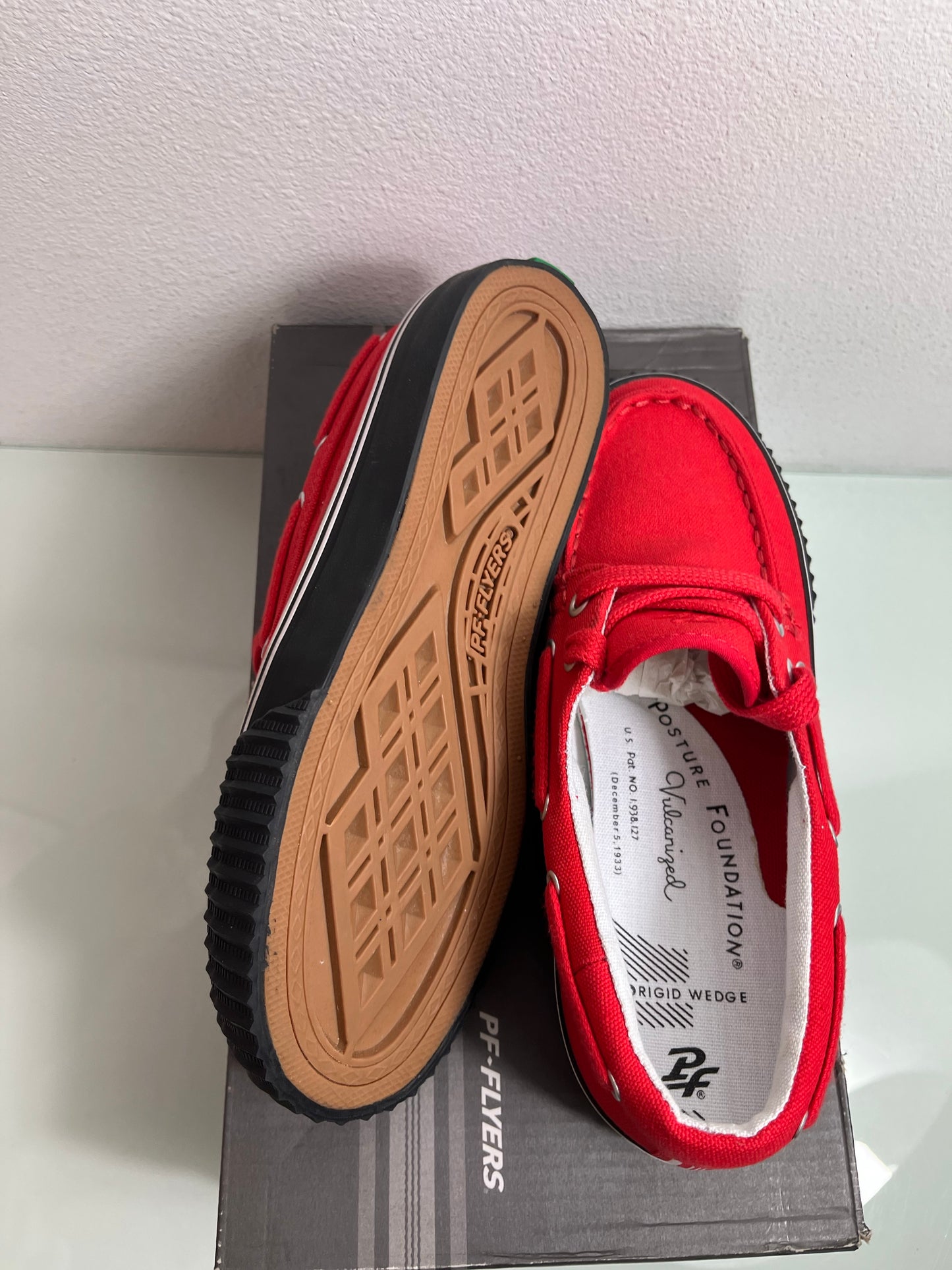 PF Flyers Dionas "Red" Men's 4.5 Women's 6- PM12DS4J