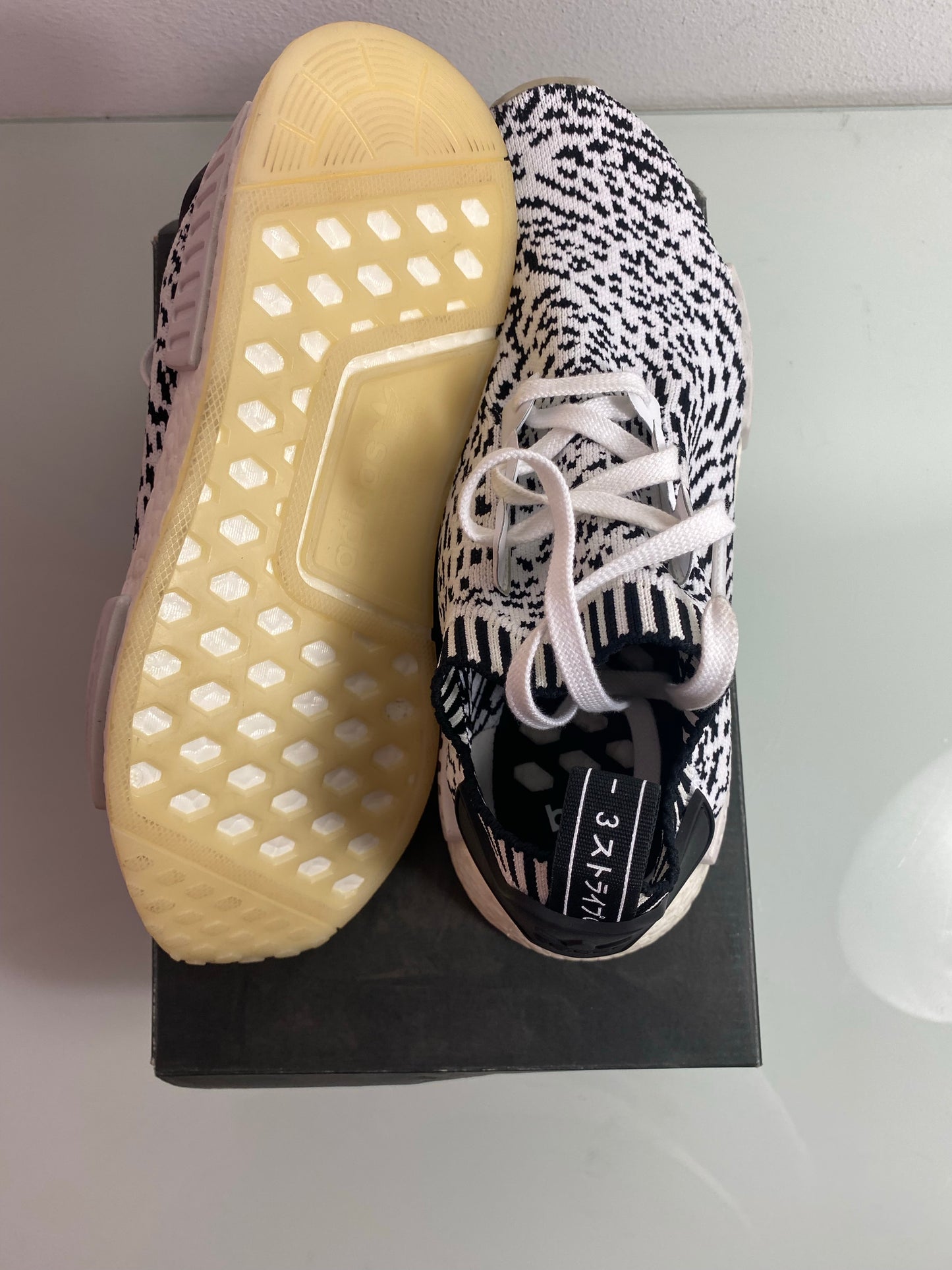 Adidas NMD_R1 PK "Black/White" Men's MIMATCH L: 8.5 R: 9 - BZ0219