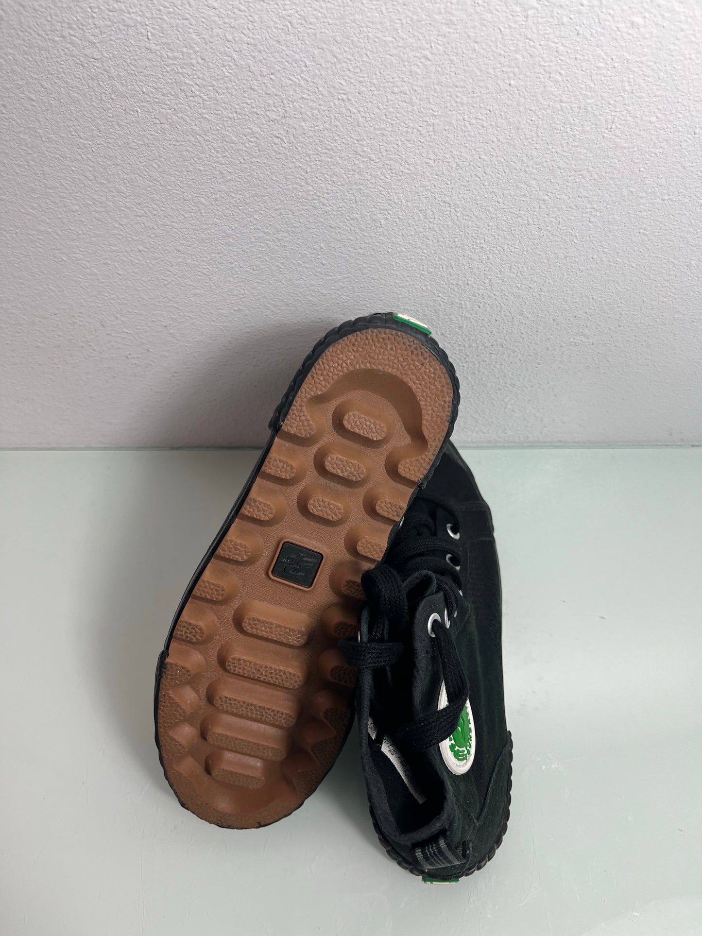 PF Flyers "Black" Men's 6 Women's 7.5- PM12GR3Q