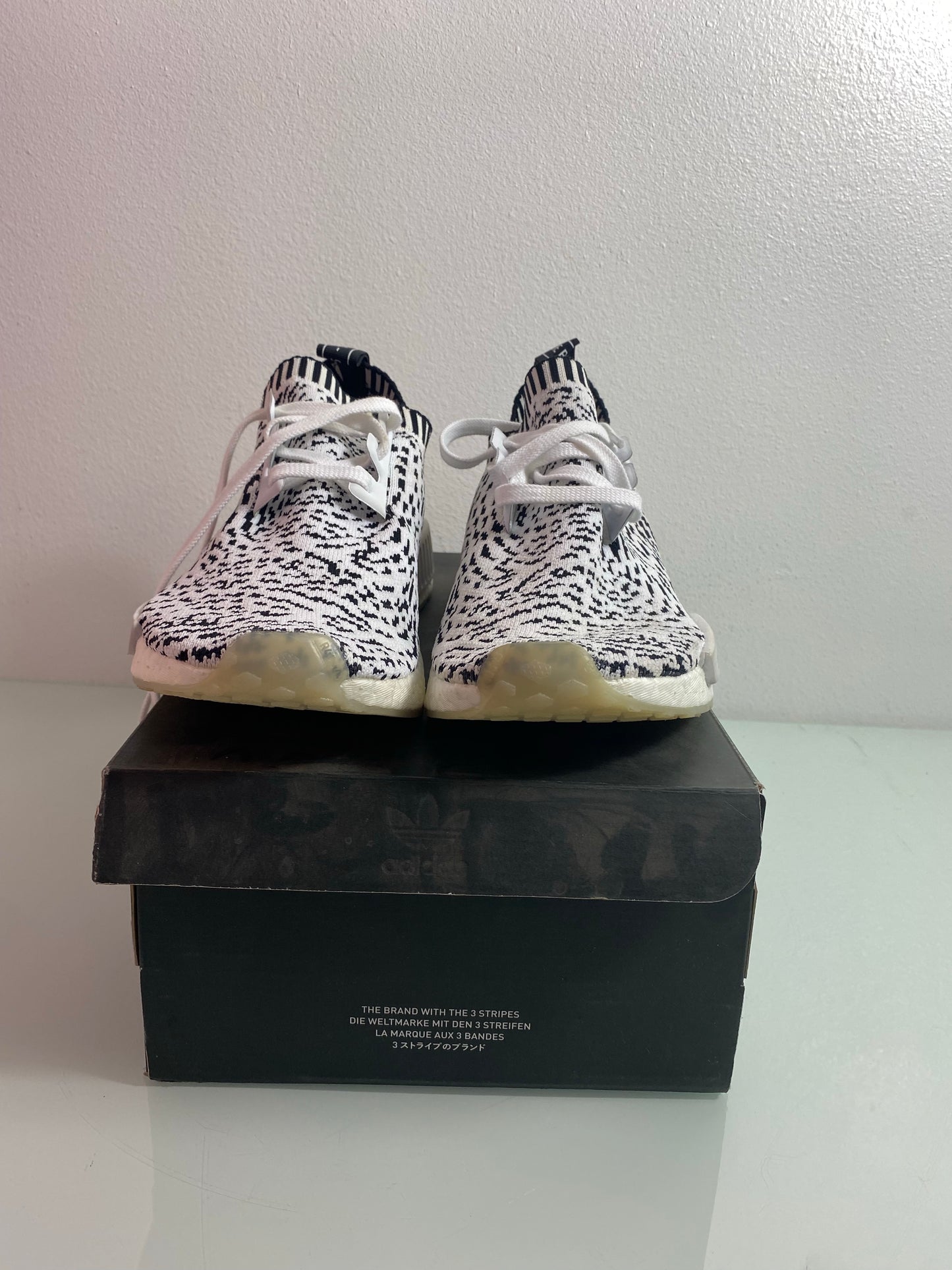 Adidas NMD_R1 PK "Black/White" Men's MIMATCH L: 8.5 R: 9 - BZ0219