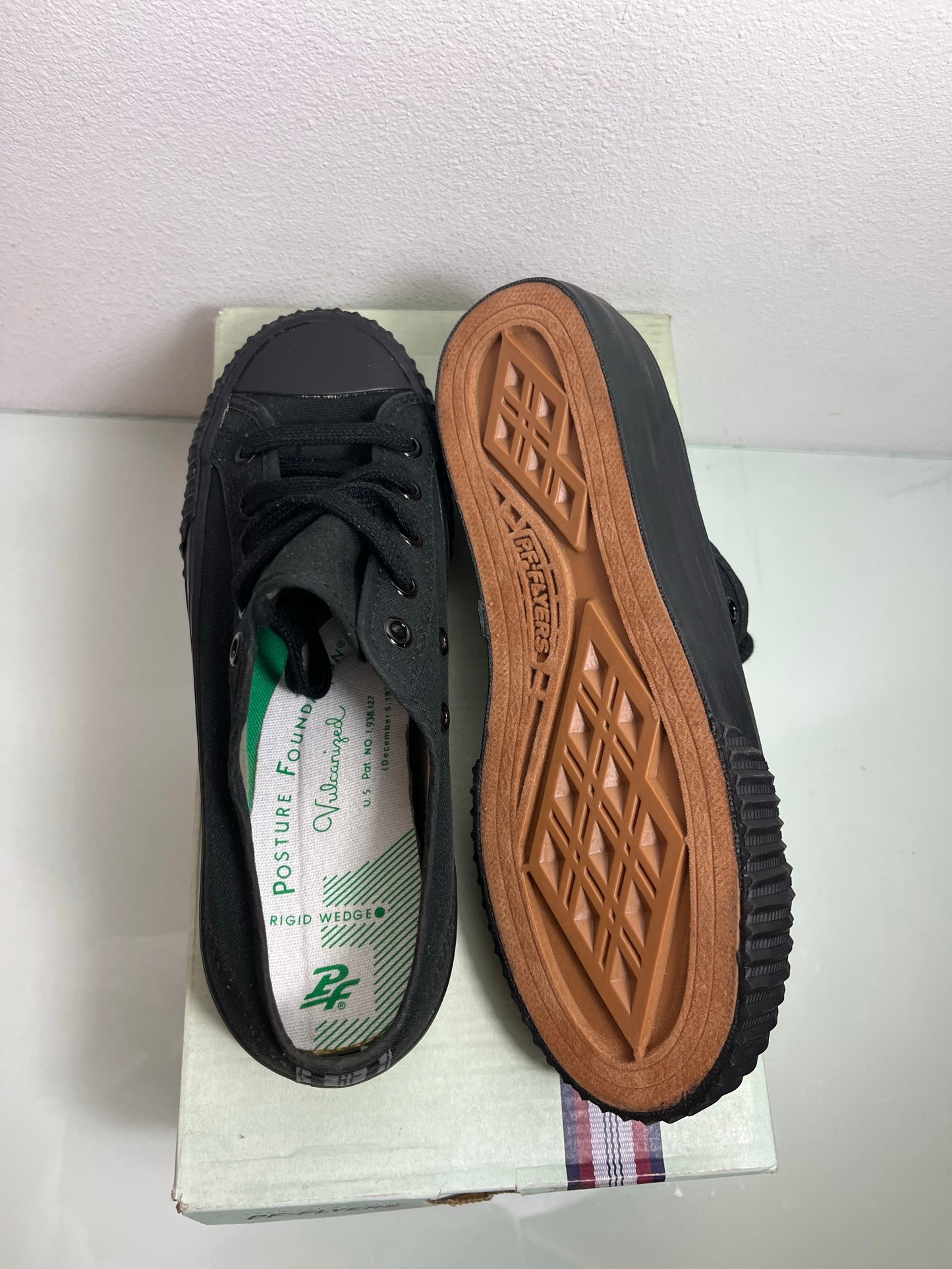 PF Flyers Center Low Sandlot "Black" Men's 5.5 Women's 7- MC1002SL