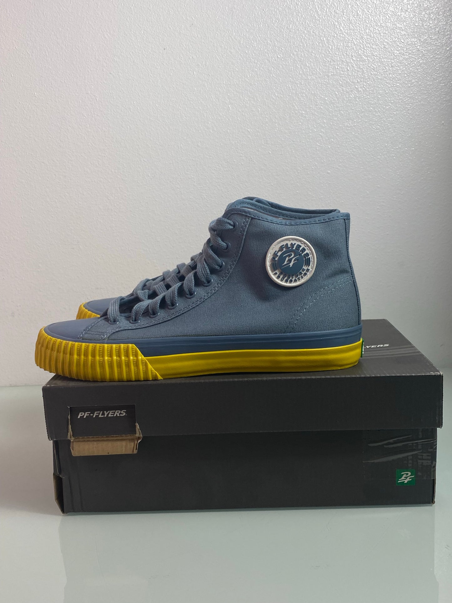 PF Flyers "Blue/Yellow" Men's 8.5 - PM13OH2G