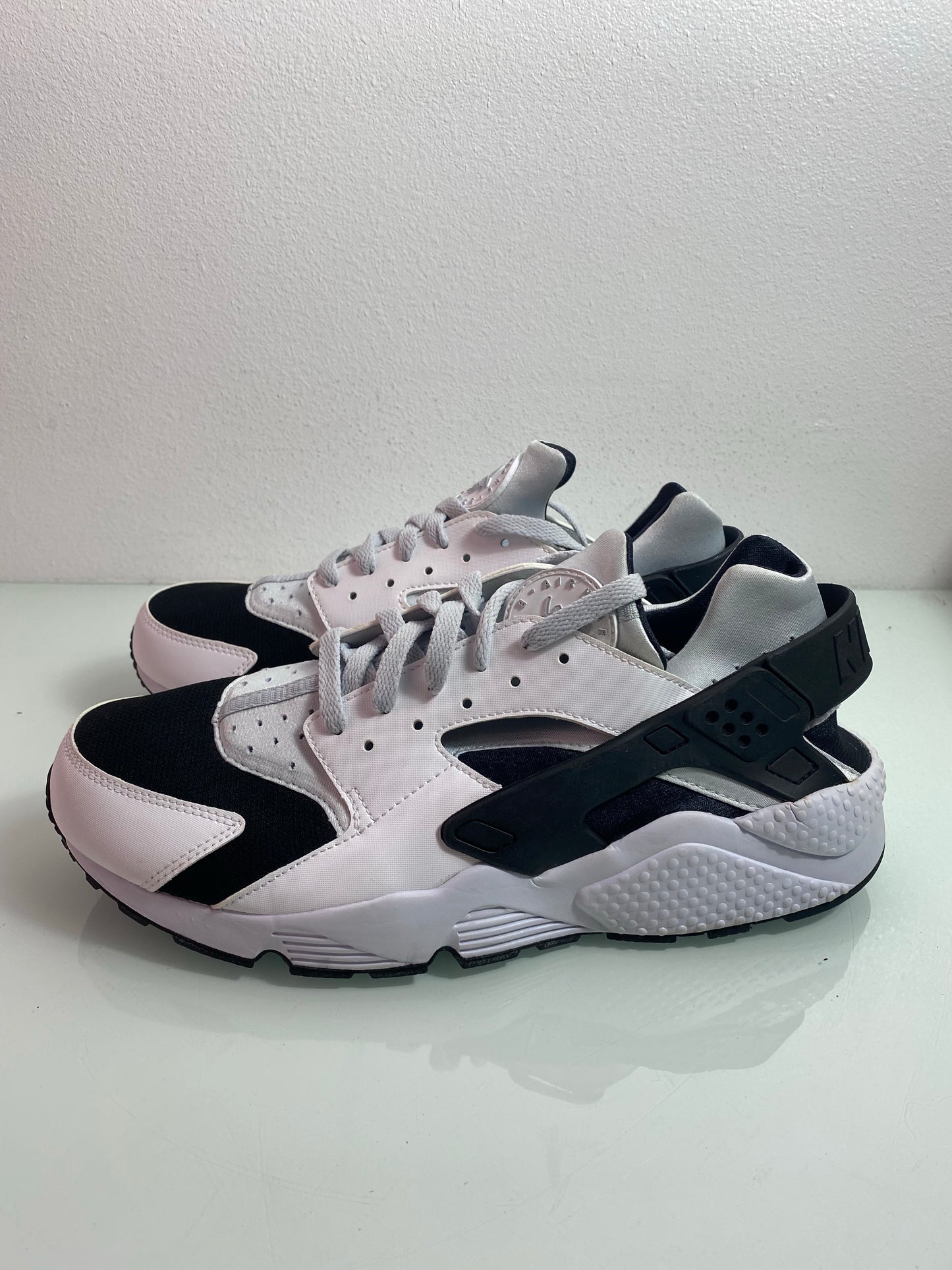 Nike Huarache Run "White" Mismate Men’s L12 R:11 - 318429-104