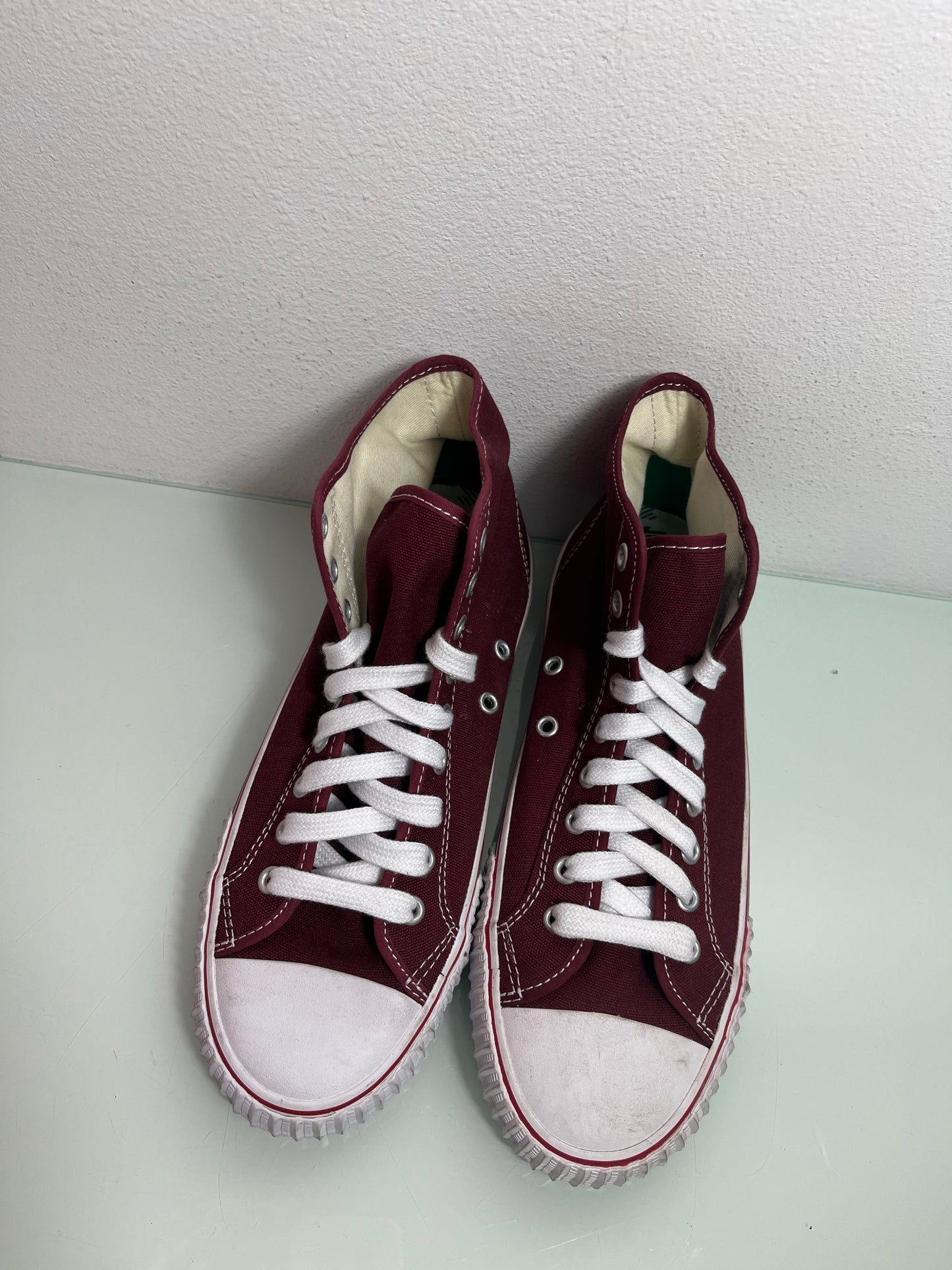 PF Flyers Center High "Burgundy" MISMATE Men's R:8.5 L:9- 6317288