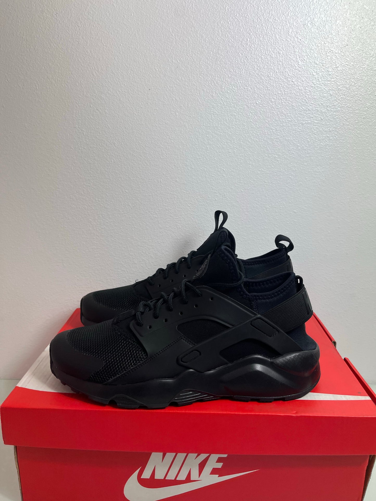 Nike Huarache Free "Black" MISMATE Men's L:9 R:8- 487654 012