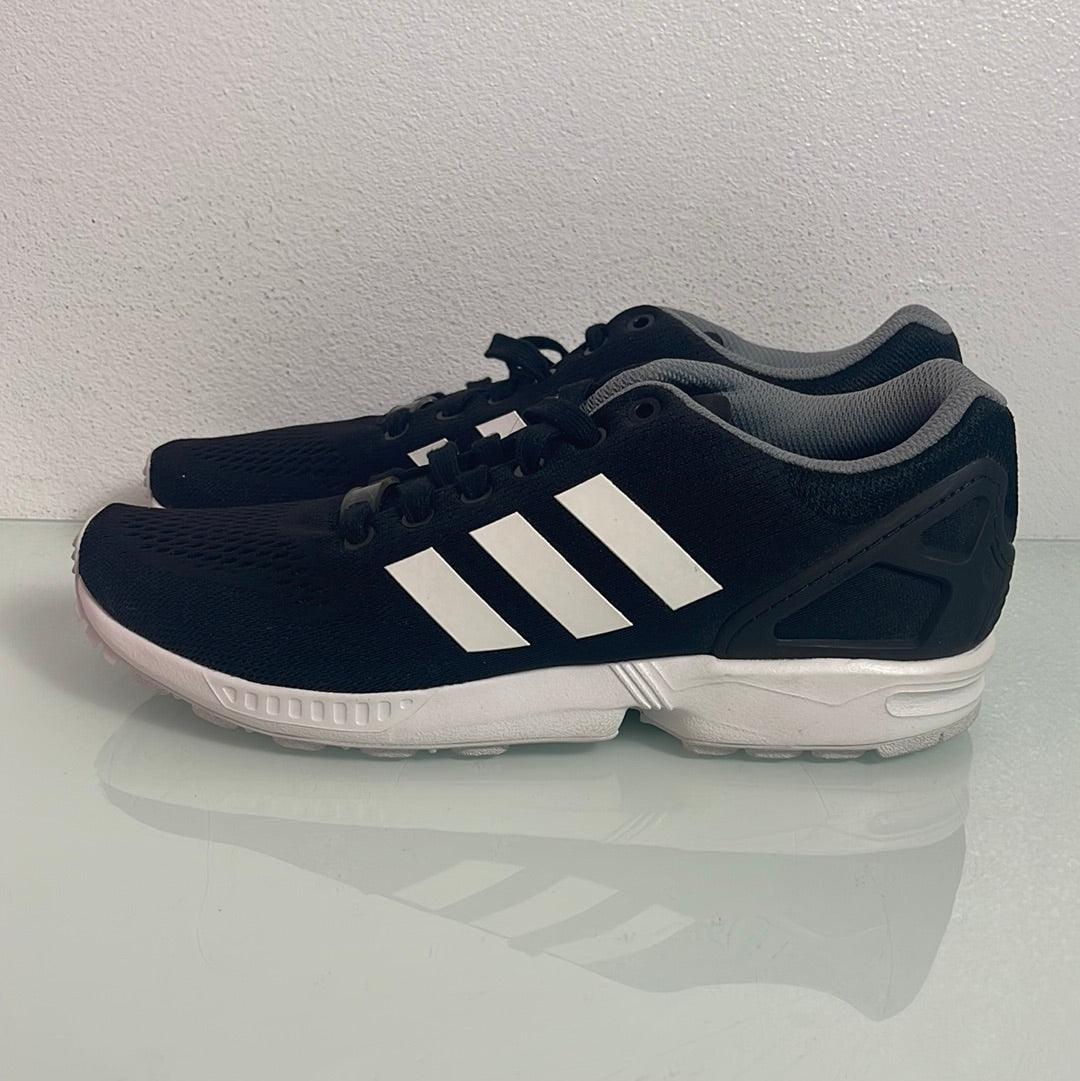 Adidas ZX Flux "Black/White" MISMATE Men's L:10 R:9- B34510