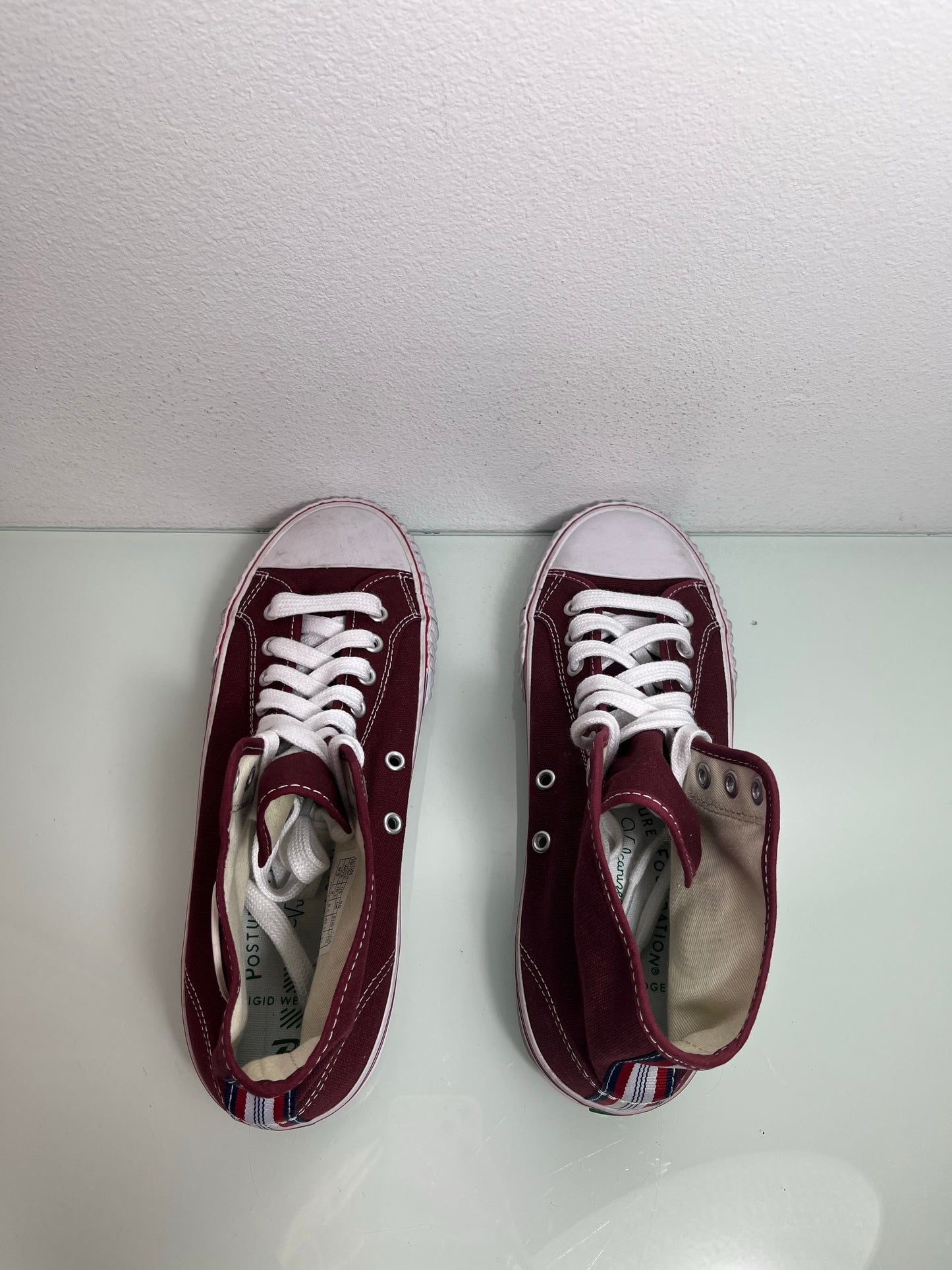 PF Flyers Center High "Burgundy" MISMATE Men's R:8.5 L:9- 6317288