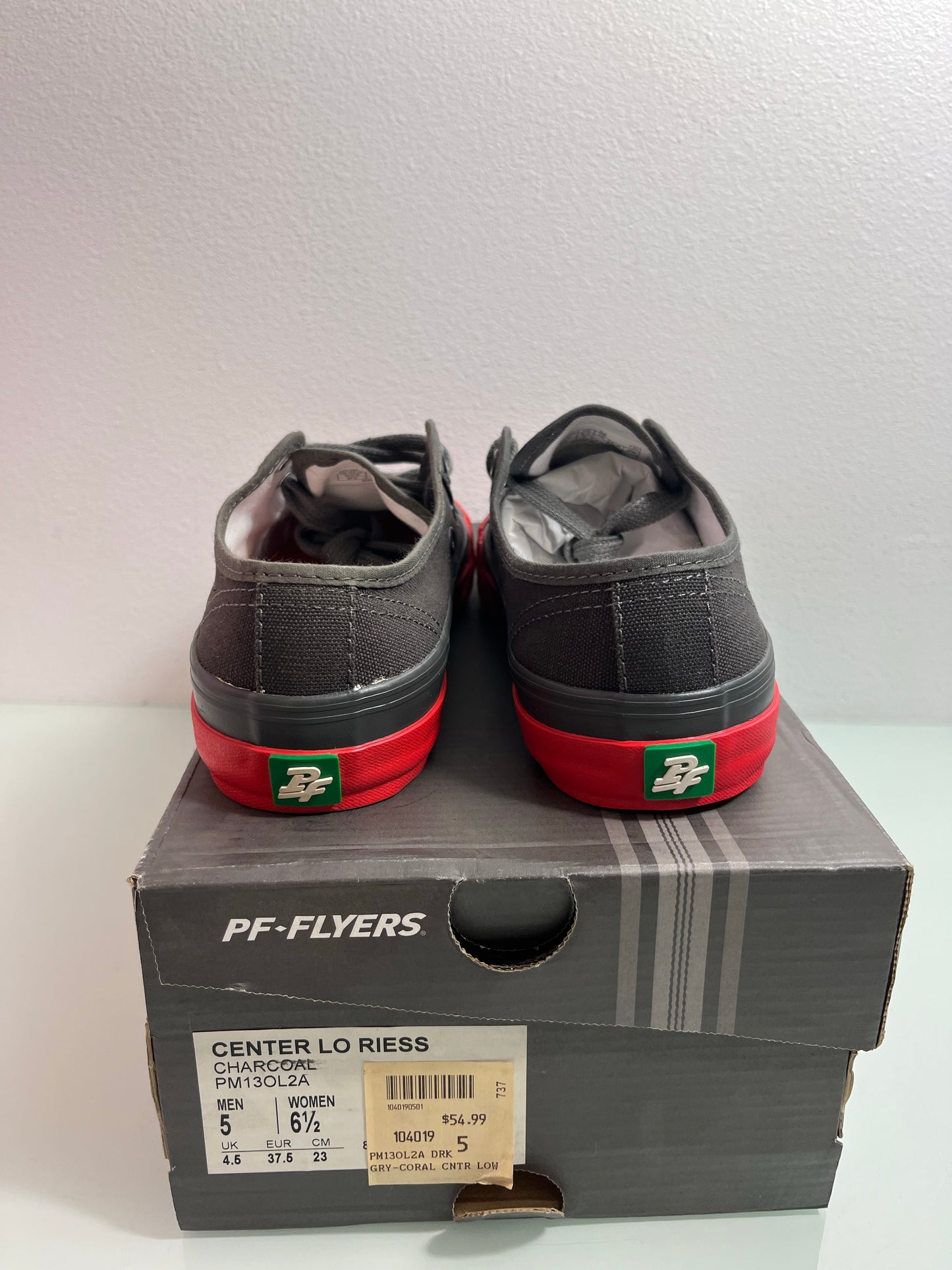 PF Flyers Center Lo Riess "Charcoal" Men's 5 Women's 6.5- PM13OL2A