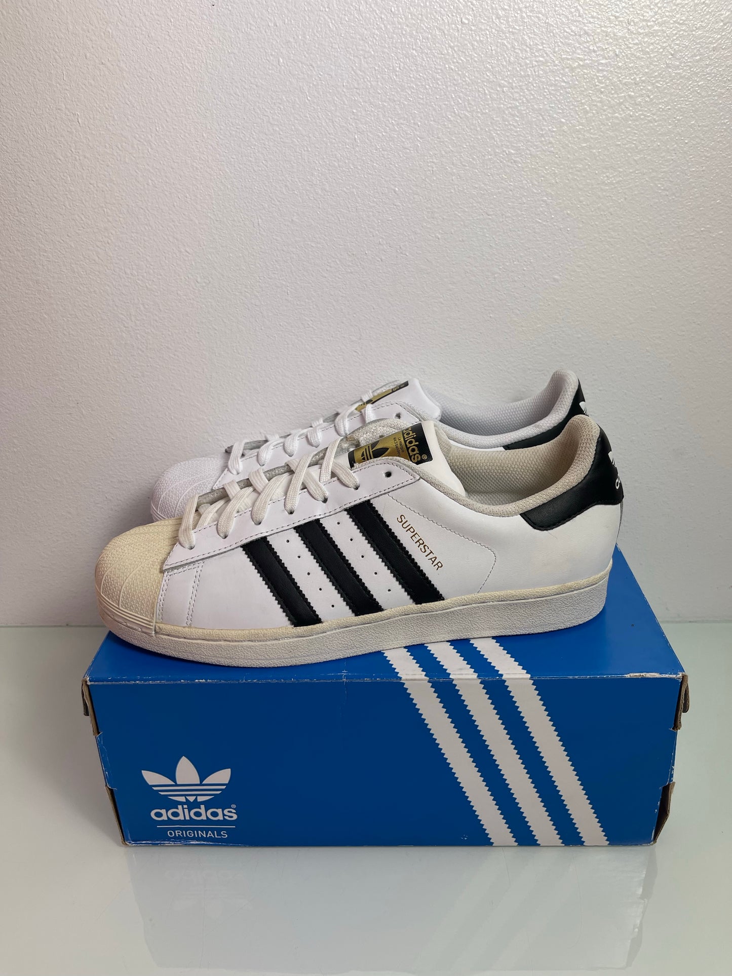 Adidas Superstar "White" MISMATE Men's L:8.5 R:8- B27136