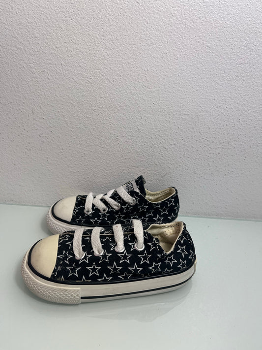 Converse Chuck Taylor All Star "Black/White" MISMATE Infant's L:6 R:5-710053F