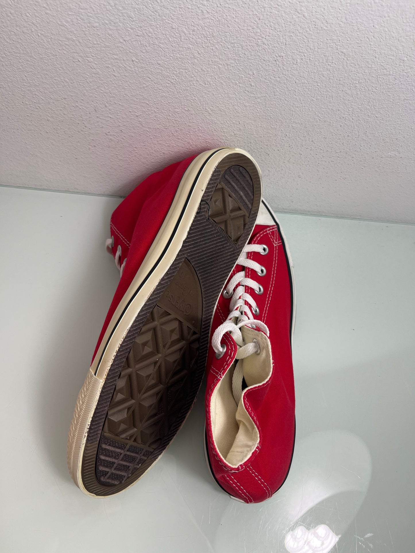 Converse Chuck Taylor All Star High "Red" MISMATE Men's L:10 R:9-M9621