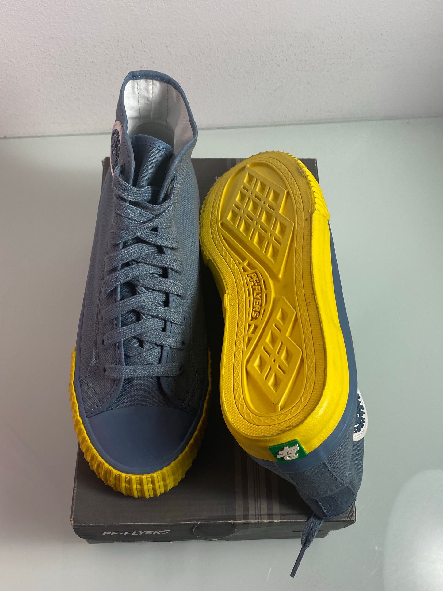 PF Flyers "Blue/Yellow" Men's 8.5 - PM13OH2G