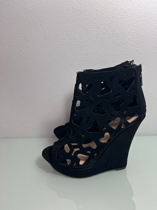 Bamboo Heels "Black" Women's 8- Dreamer 39