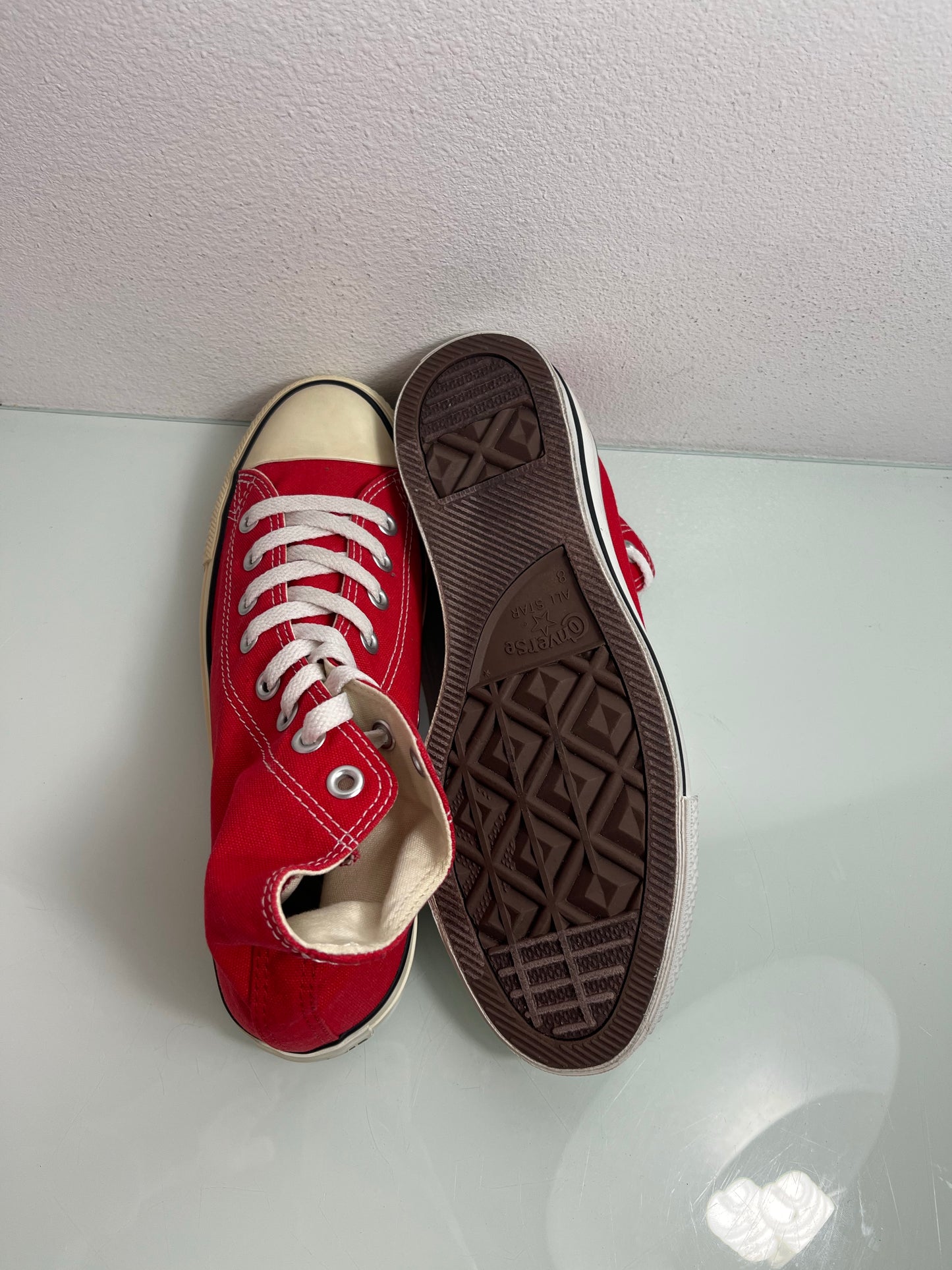 Converse Chuck Taylor All Star "Red" MISMATE Men's L:7 R:8-M9621