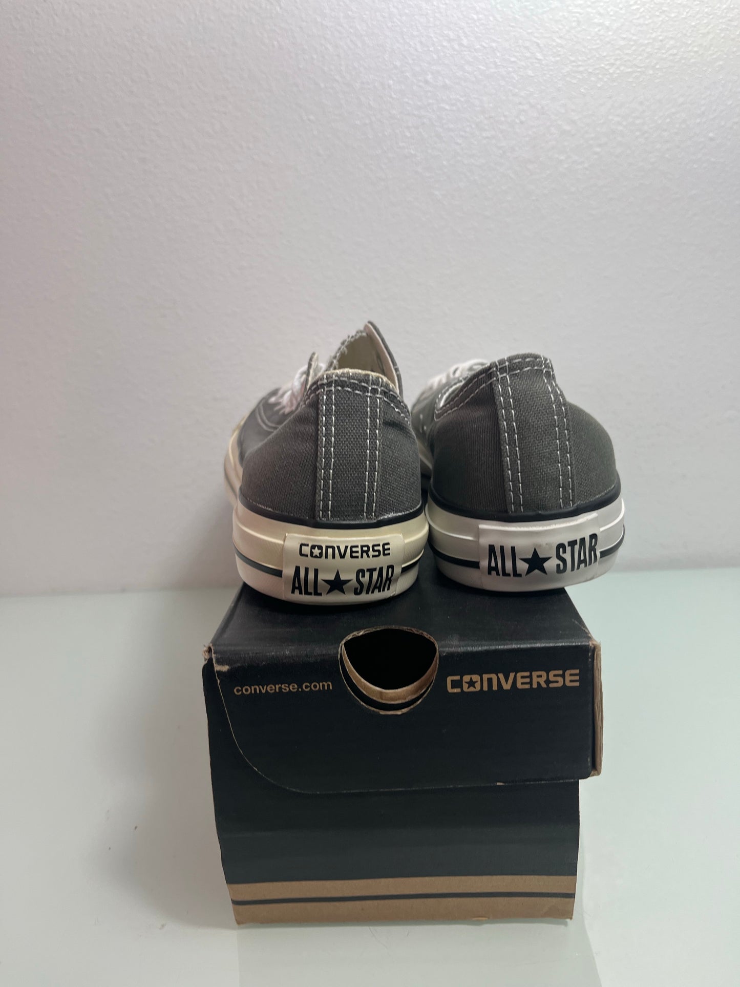 Converse Chuck Taylor All Star "Grey/White" Men's 5 Women's 7- 1J749