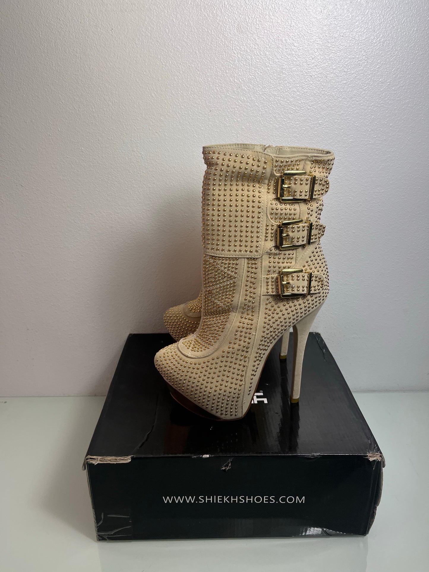 Shiekh Heels "Beige" Women's 5.5
