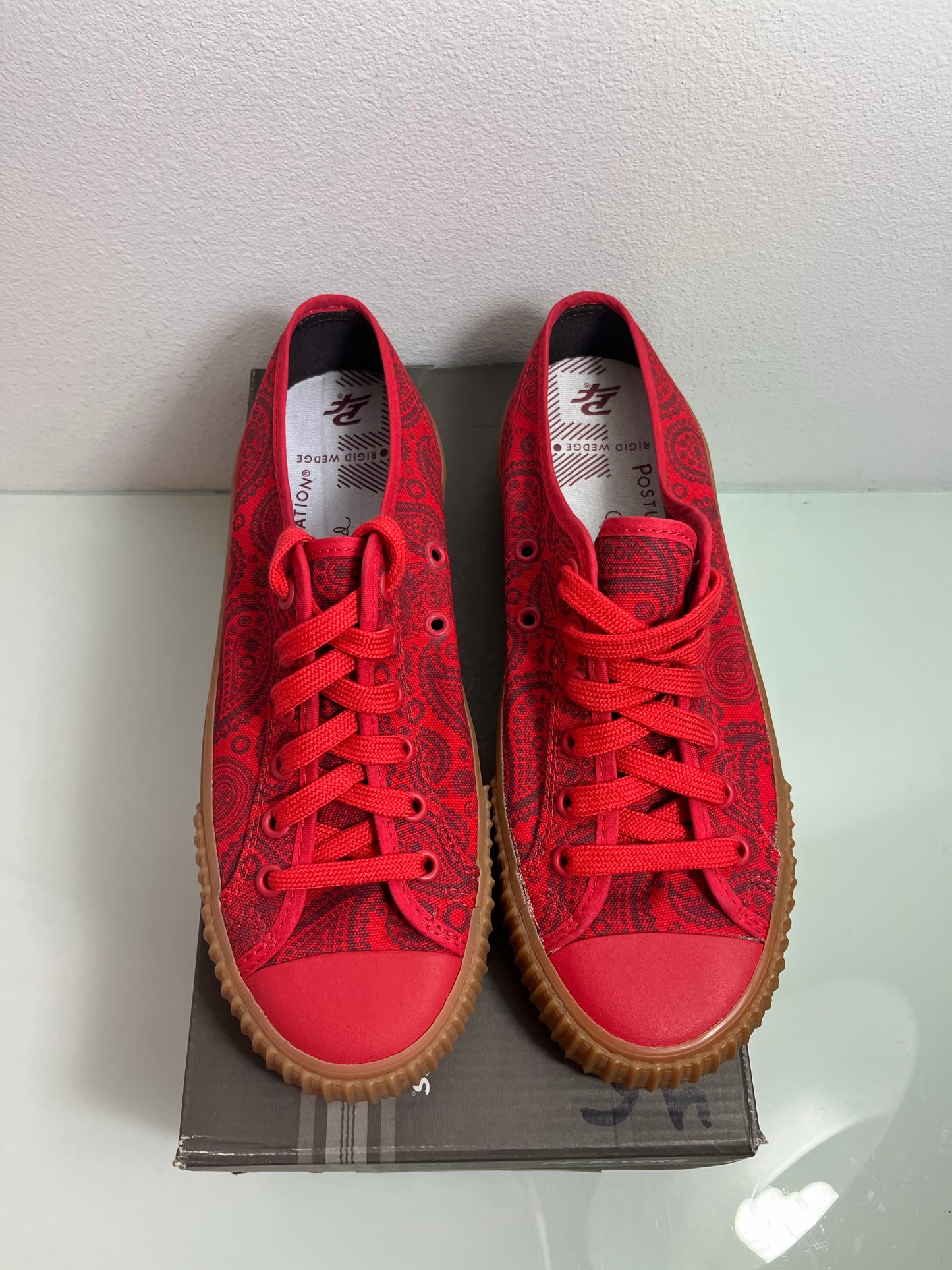 PF Flyers Center Paisley "Red" Men's 7.5- PM14OL4H