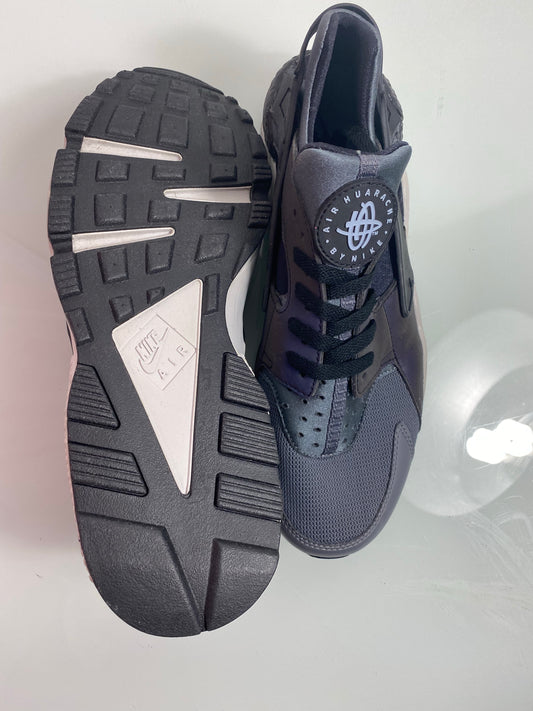 Air Huarache Premium 'Dark Grey Black'- Men’s L:11 R:12 -704830-007