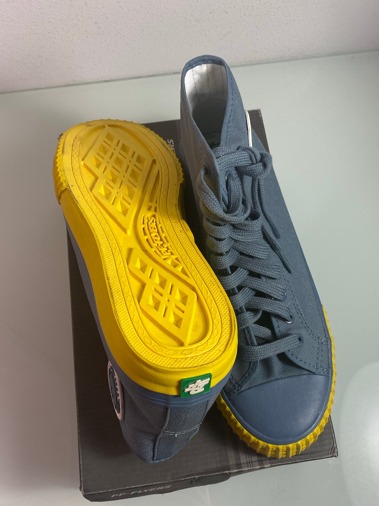 PF Flyers "Blue/Yellow" Men's 8.5 - PM13OH2G