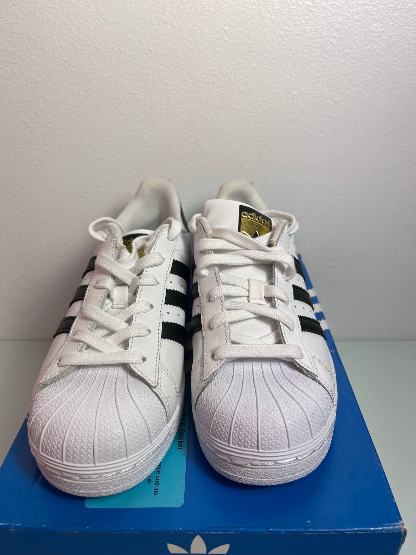 Adidas Superstar "White/Black" MISMATE Junior's L:5.5 R:6- C77124