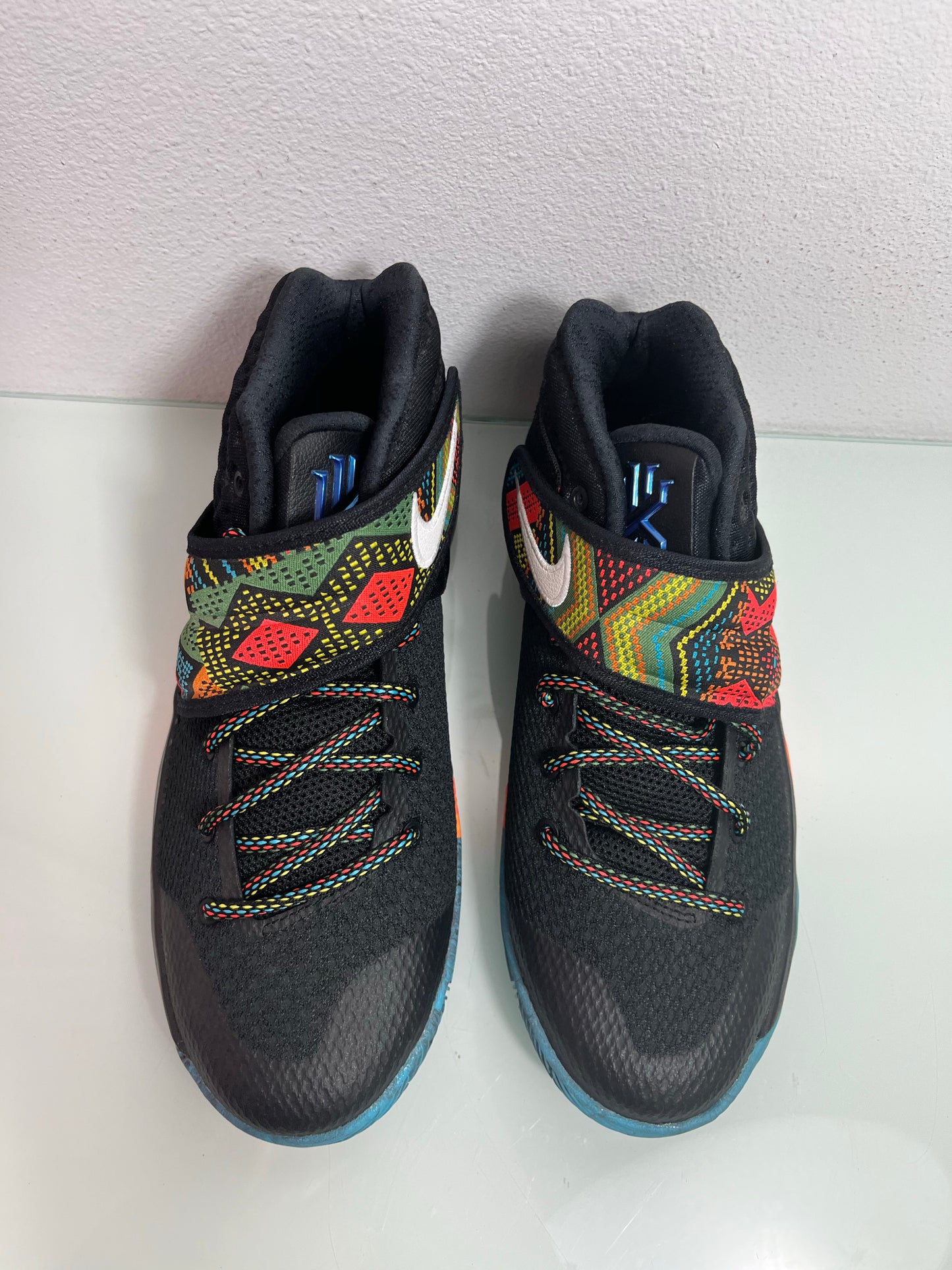 Nike Kyrie "Multicolor/Black" MISMATE Youth's L:5 R:6- 835944 091