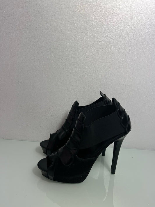 Shiekh Heels "Black" Women's 8- Shiekh