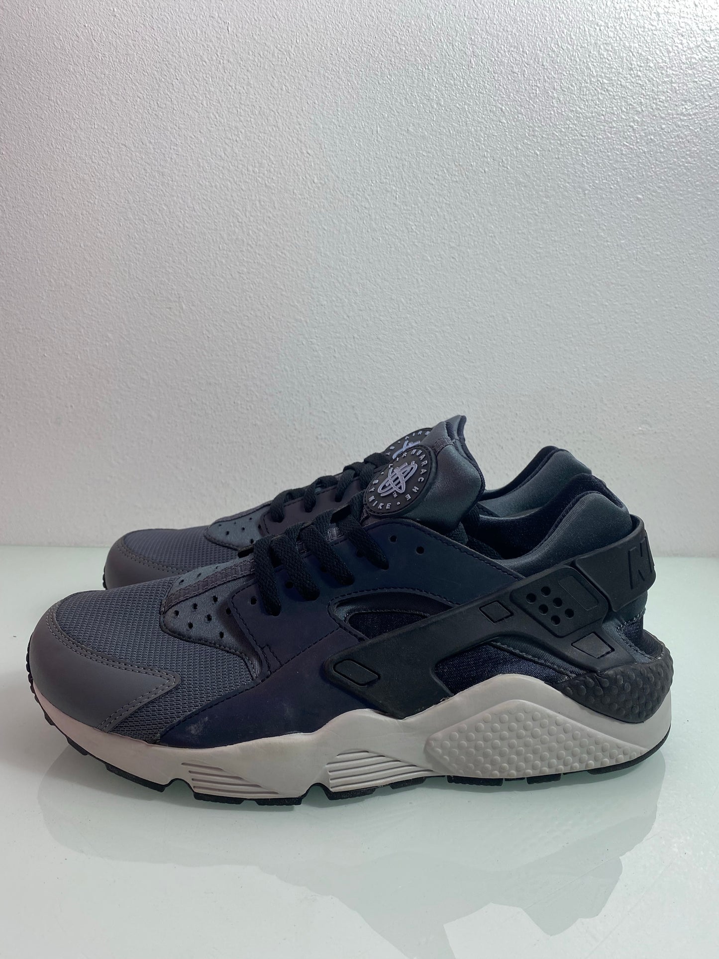 Air Huarache Premium 'Dark Grey Black'- Men’s L:11 R:12 -704830-007