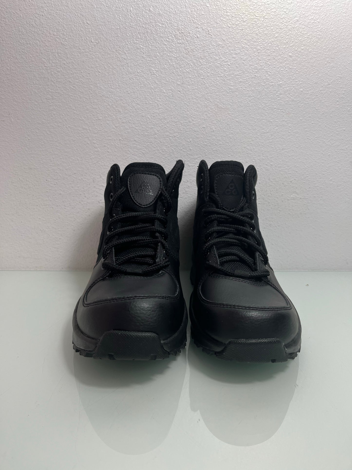 Nike ACG Manoa "Black" Leather Lace Up Boots MISMATE Kid's L:5 R:5.5-613546-001