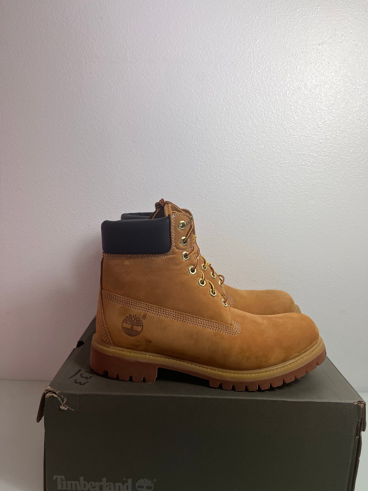 Timberland 6 Inch Premium Boot "Wheat" Men's 8.5- TB010061