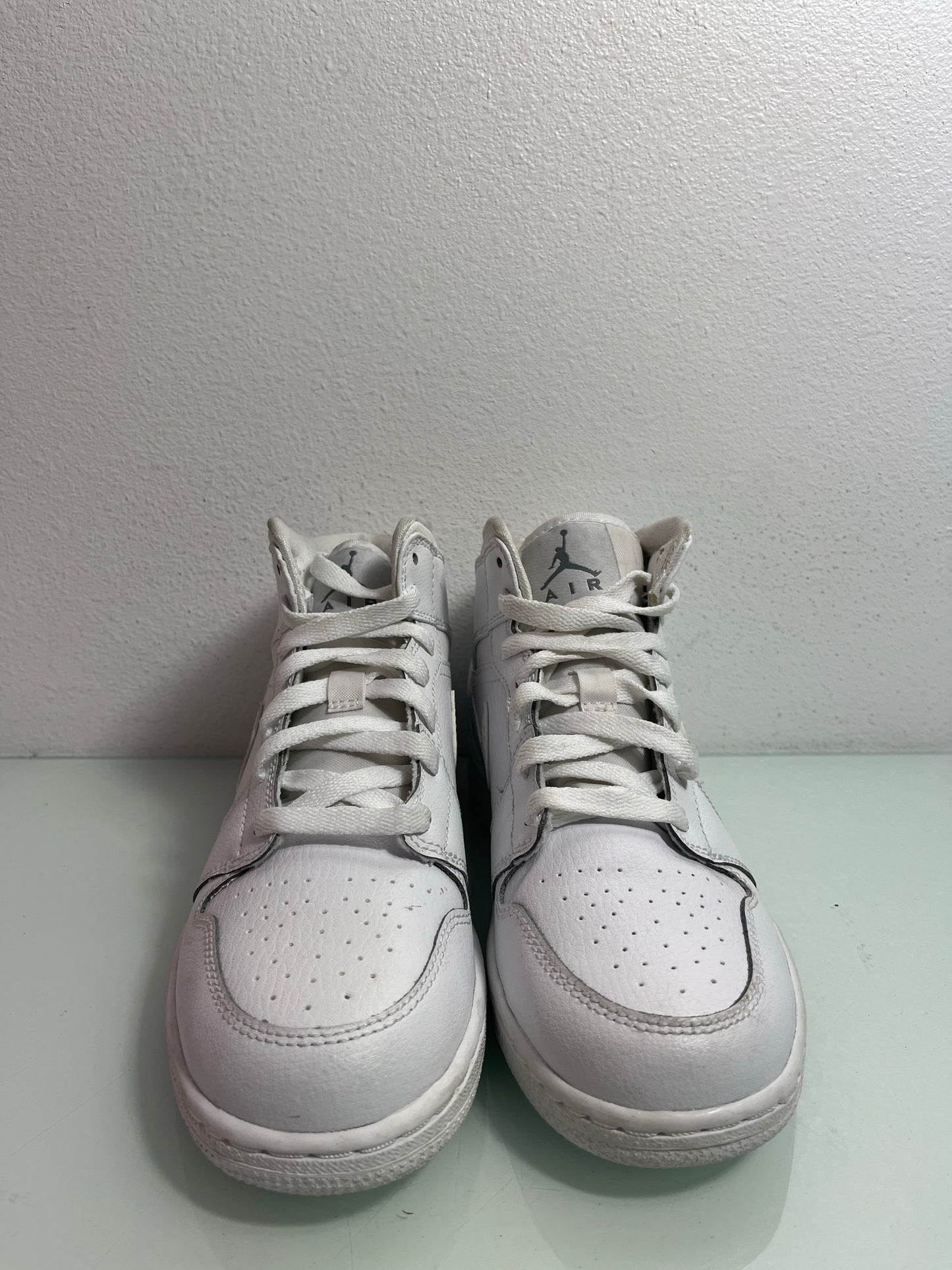 Air Jordan 1 Mid "White/Cool Grey" MISMATE Youth's L:4 R:4.5- 554725 102