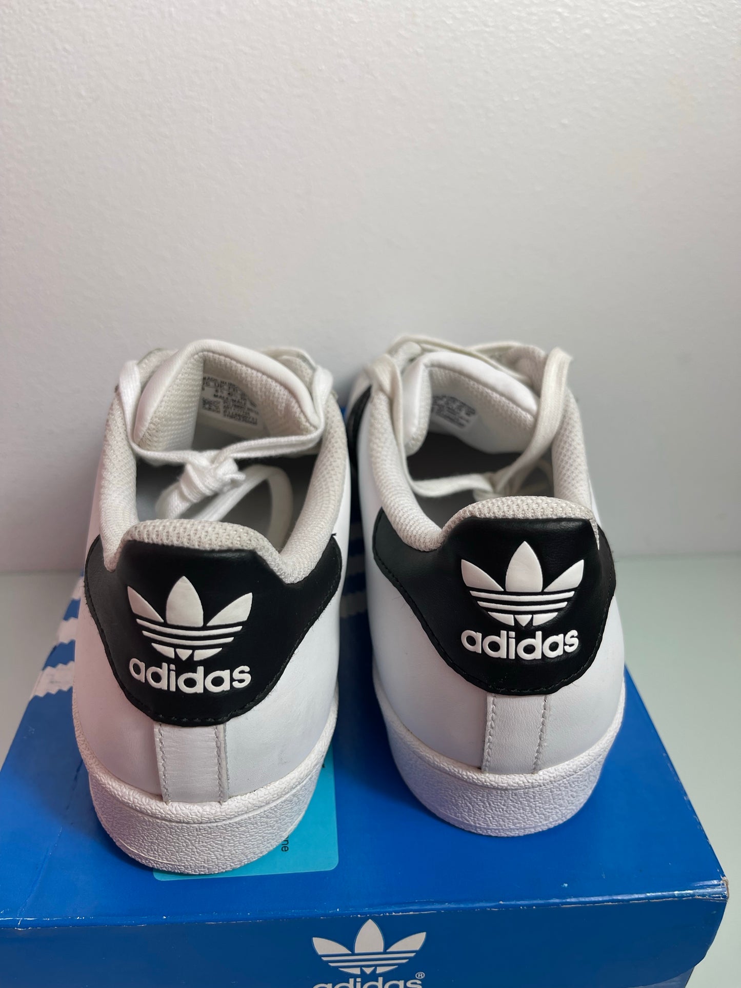 Adidas Superstar "White/Black" MISMATE Men's L:9 R:9.5- C77124