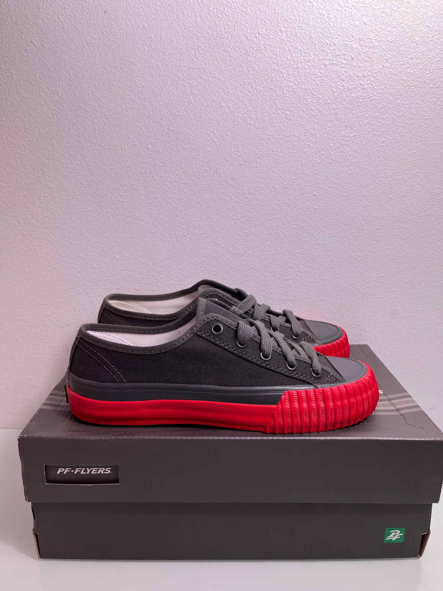 PF Flyers Center Lo Riess "Charcoal" Men's 5 Women's 6.5- PM13OL2A