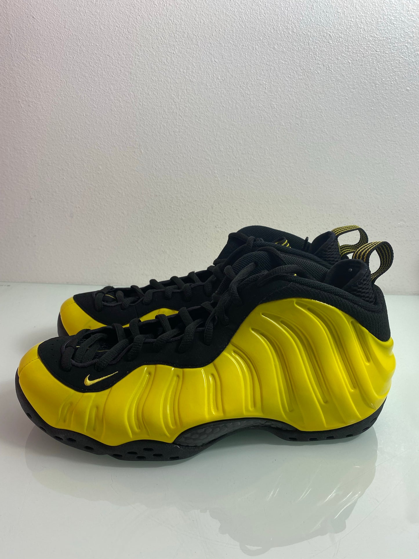 Nike Air Foamposite One "Yellow" Men's Mismate L:10 R:10.5 - 14996-701