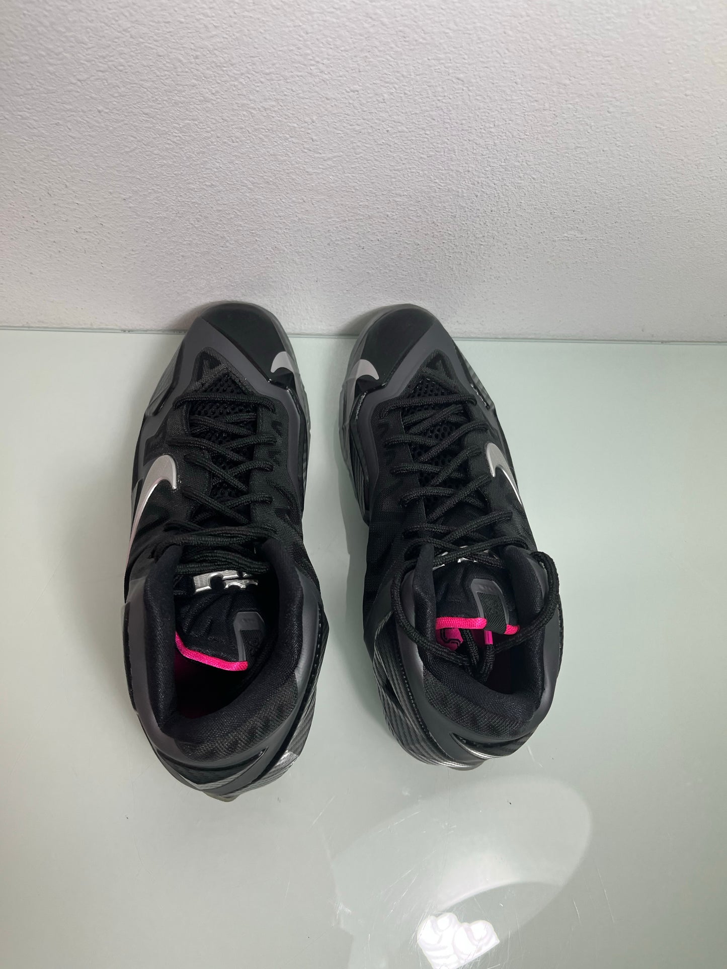 Nike LeBron 11 GS 'Miami Night' MISMATE Youth's R:6 L:7- 621712 002