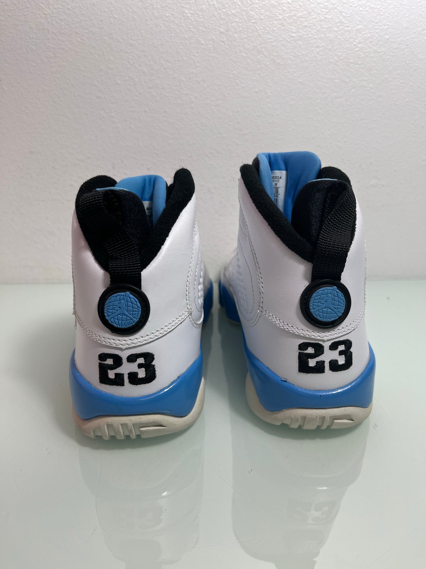 Air Jordan 9 Retro GS 'University Blue' MISMATE Youth's L:5.5 R:6- 302359 103