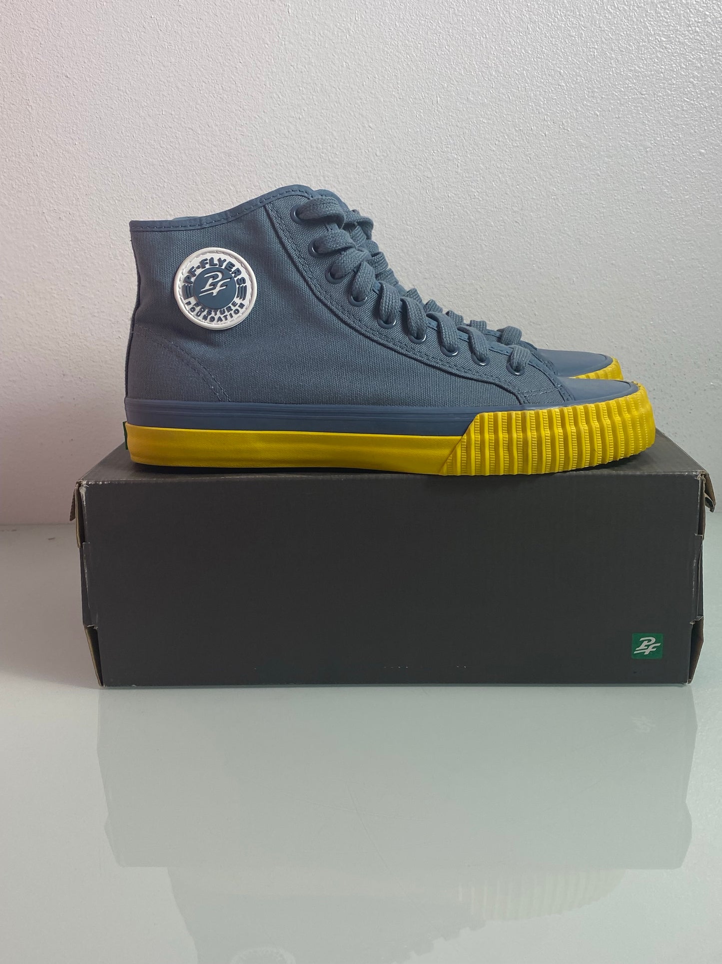 PF Flyers "Blue/Yellow" Men's 8.5 - PM13OH2G