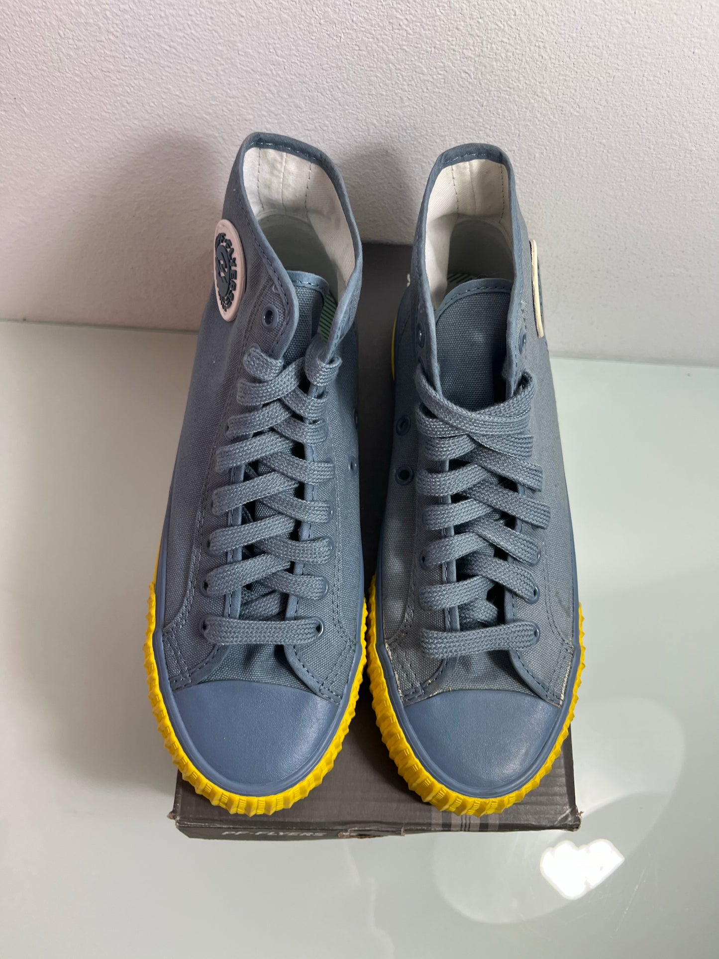 PF Flyers Center Hi "Blue/Yellow" Men's 7.5- PM13OH2G