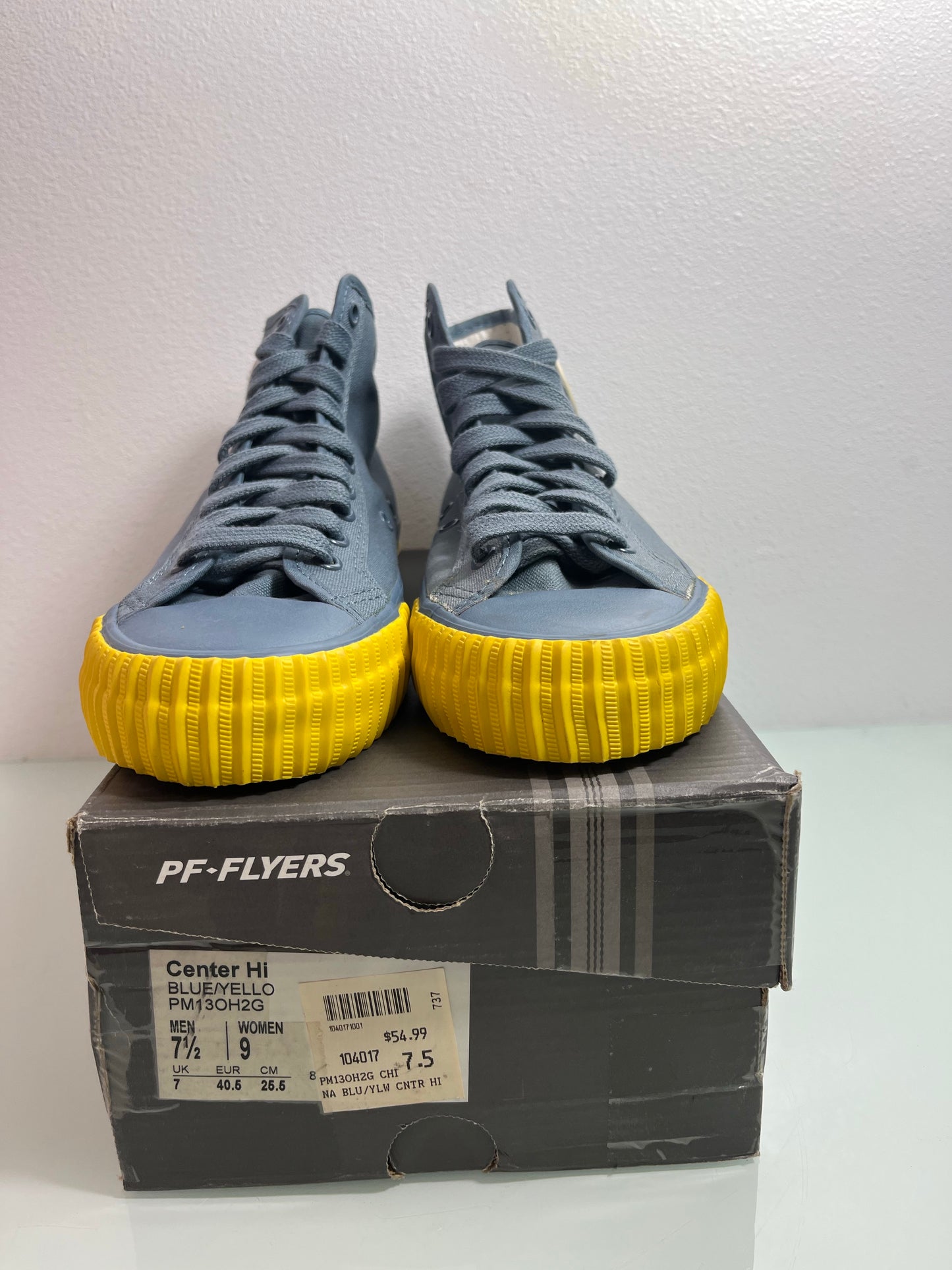 PF Flyers Center Hi "Blue/Yellow" Men's 7.5- PM13OH2G