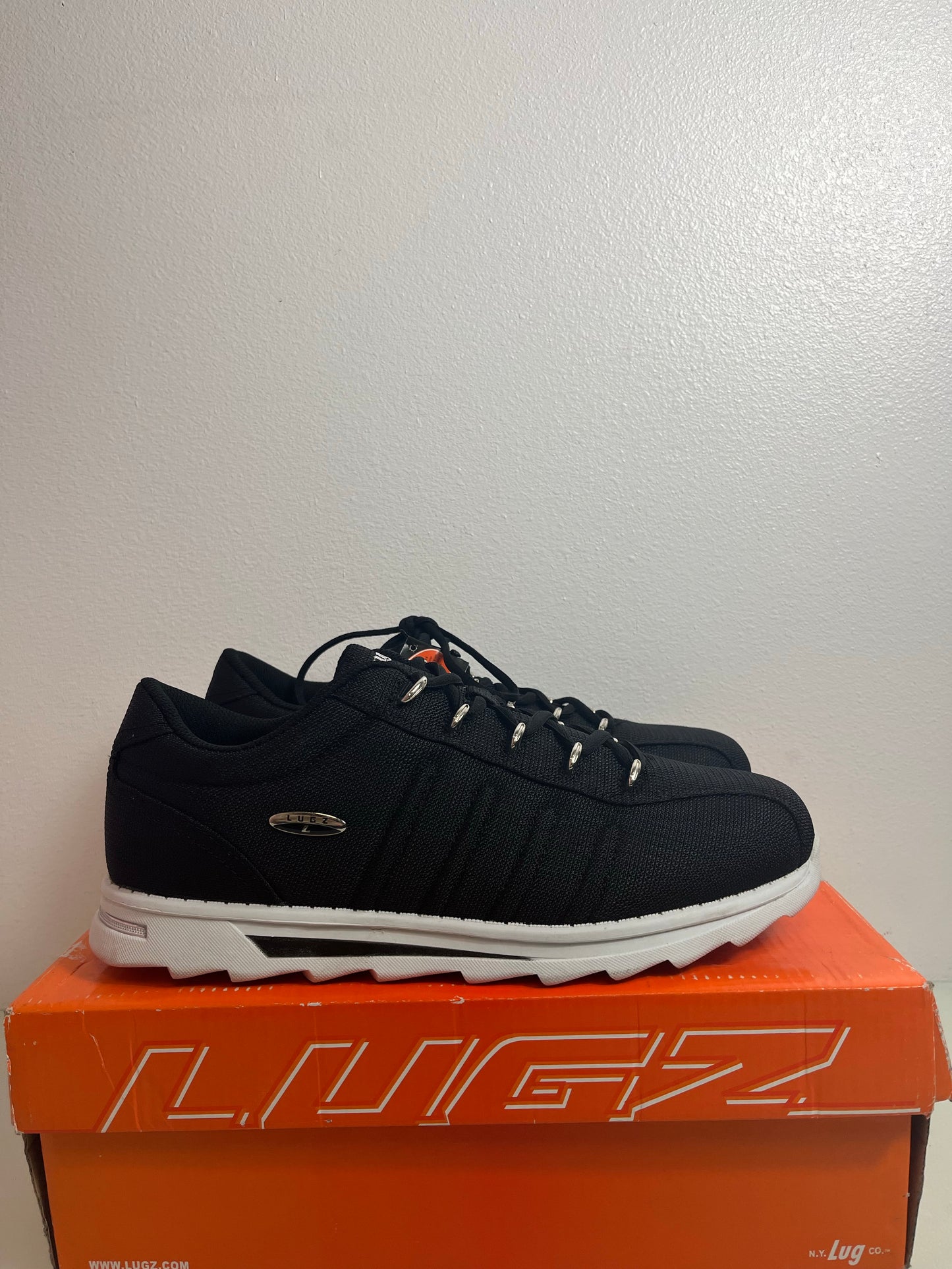 Lugz Changeover II Ballistic "Black/White" Men's MISMATE L:11 R:10.5-MCHG2T 060