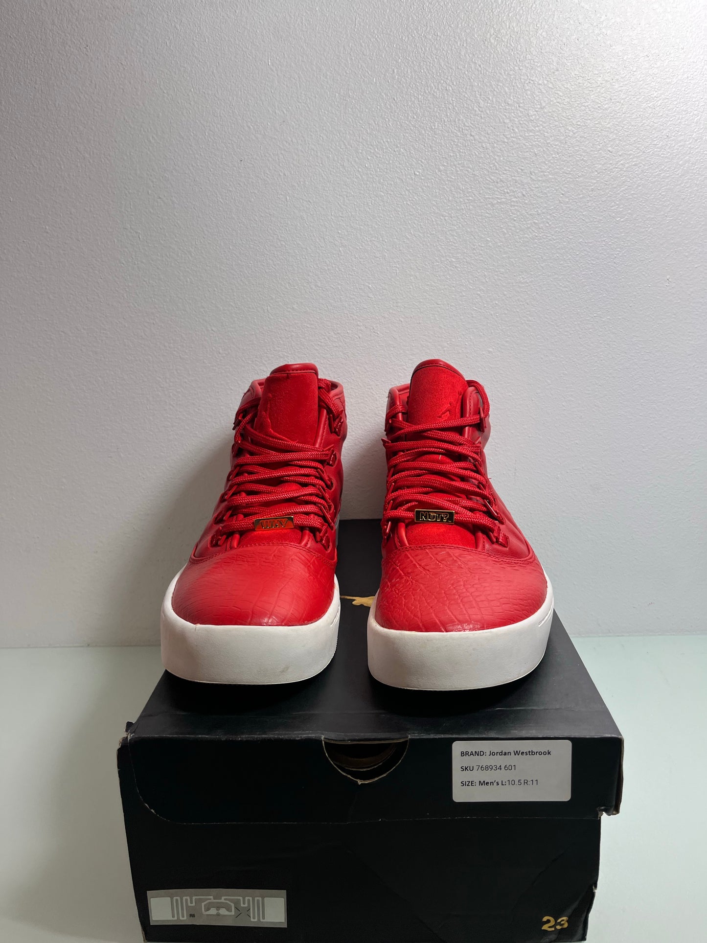 Jordan Westbrook "Red/White" MISMATE Men's L:10.5 R:11-768934 601