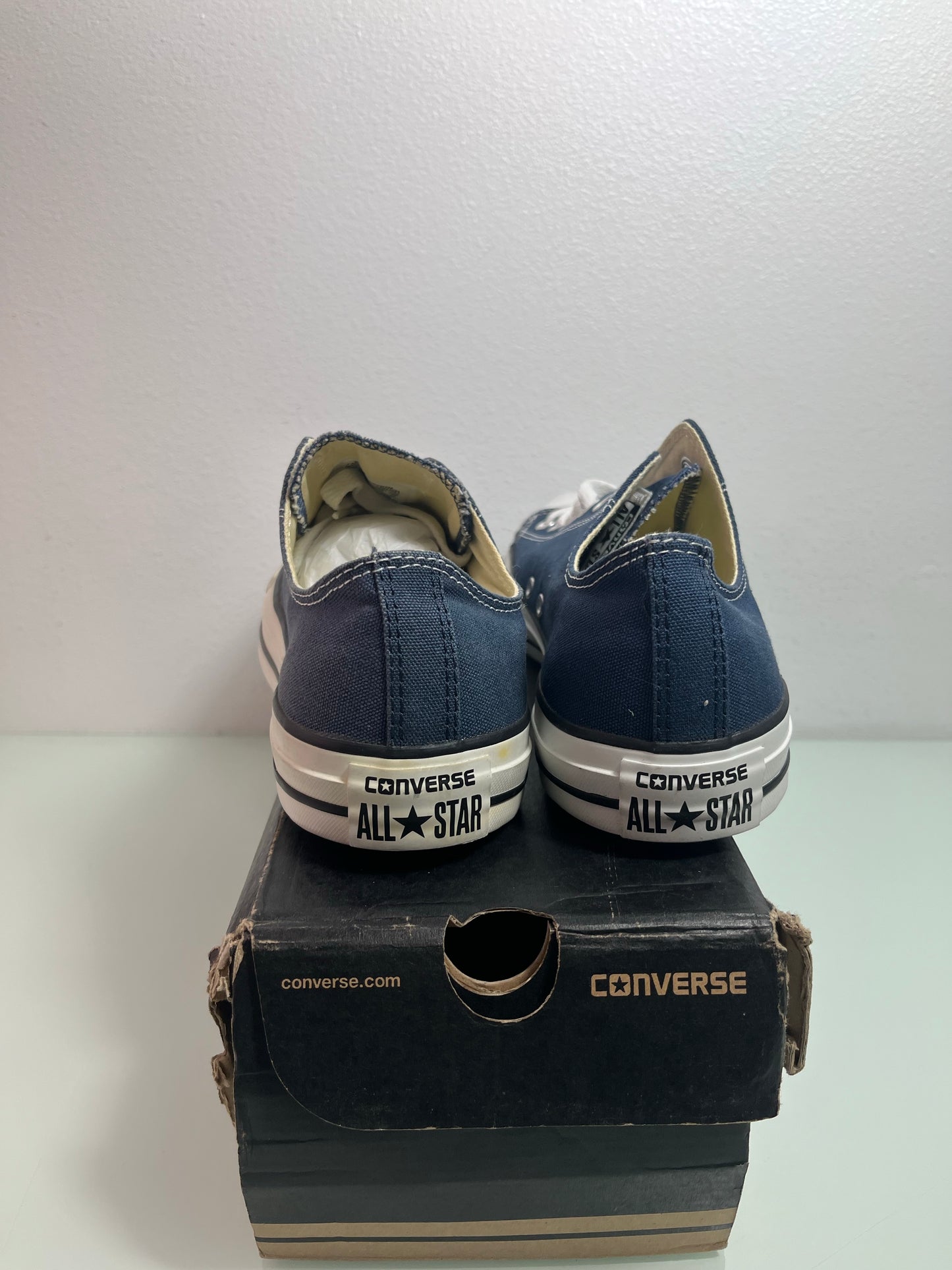 Converse Chuck Taylor All Star "Navy/White" Men's 9.5- M9697