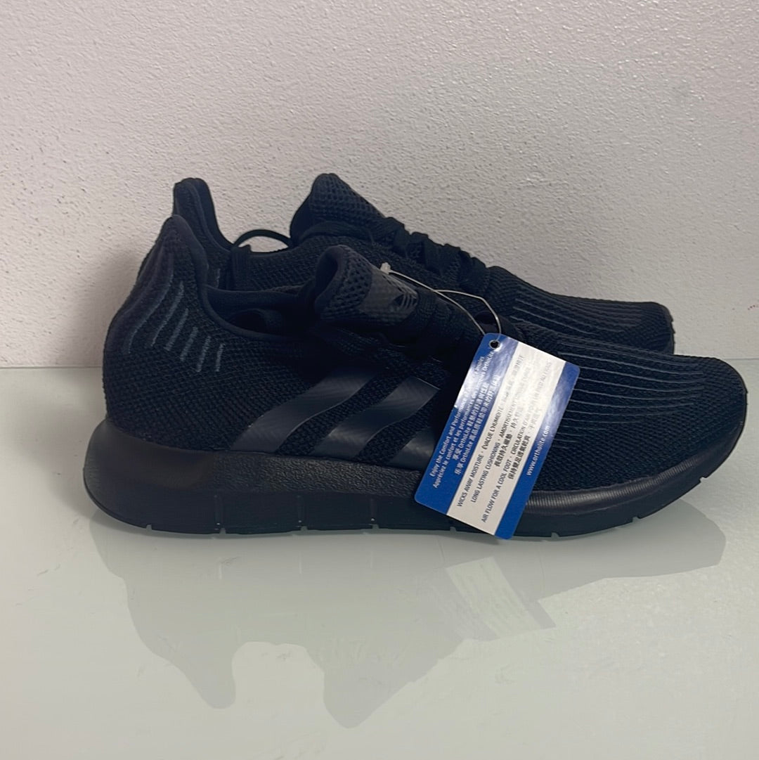 Adidas Swift Run "Black" MISMATE L:8.5 R:7.5-CG4111