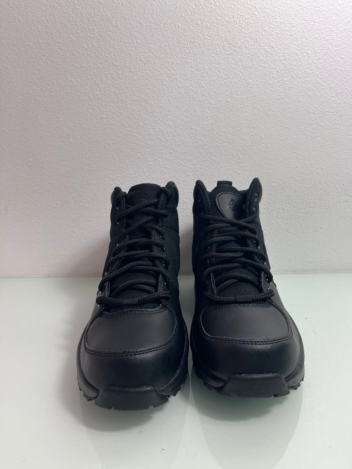 Nike Air Manoa Boot "Black" MISMATE Youth's L:5 R:5.5- 613546 001